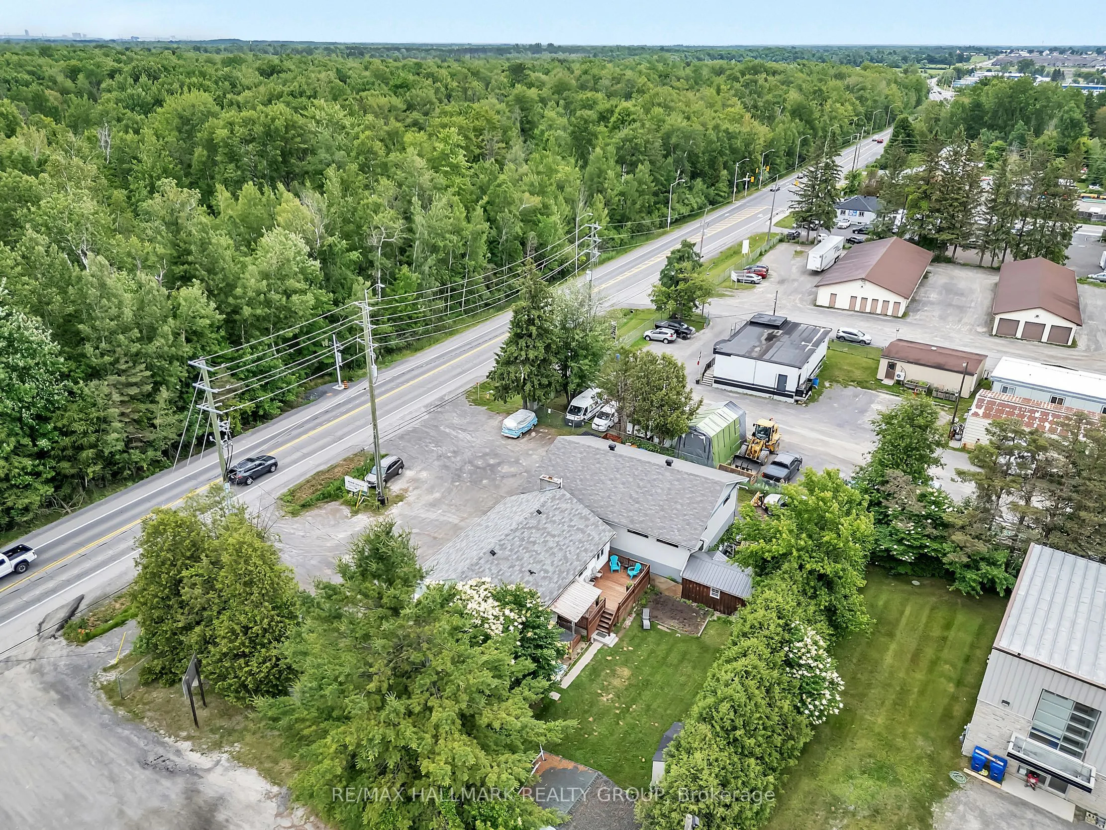 2460 Leitrim Road