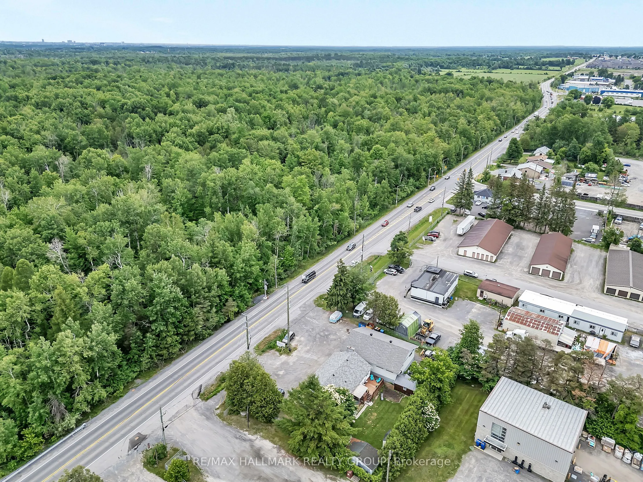 2460 Leitrim Road