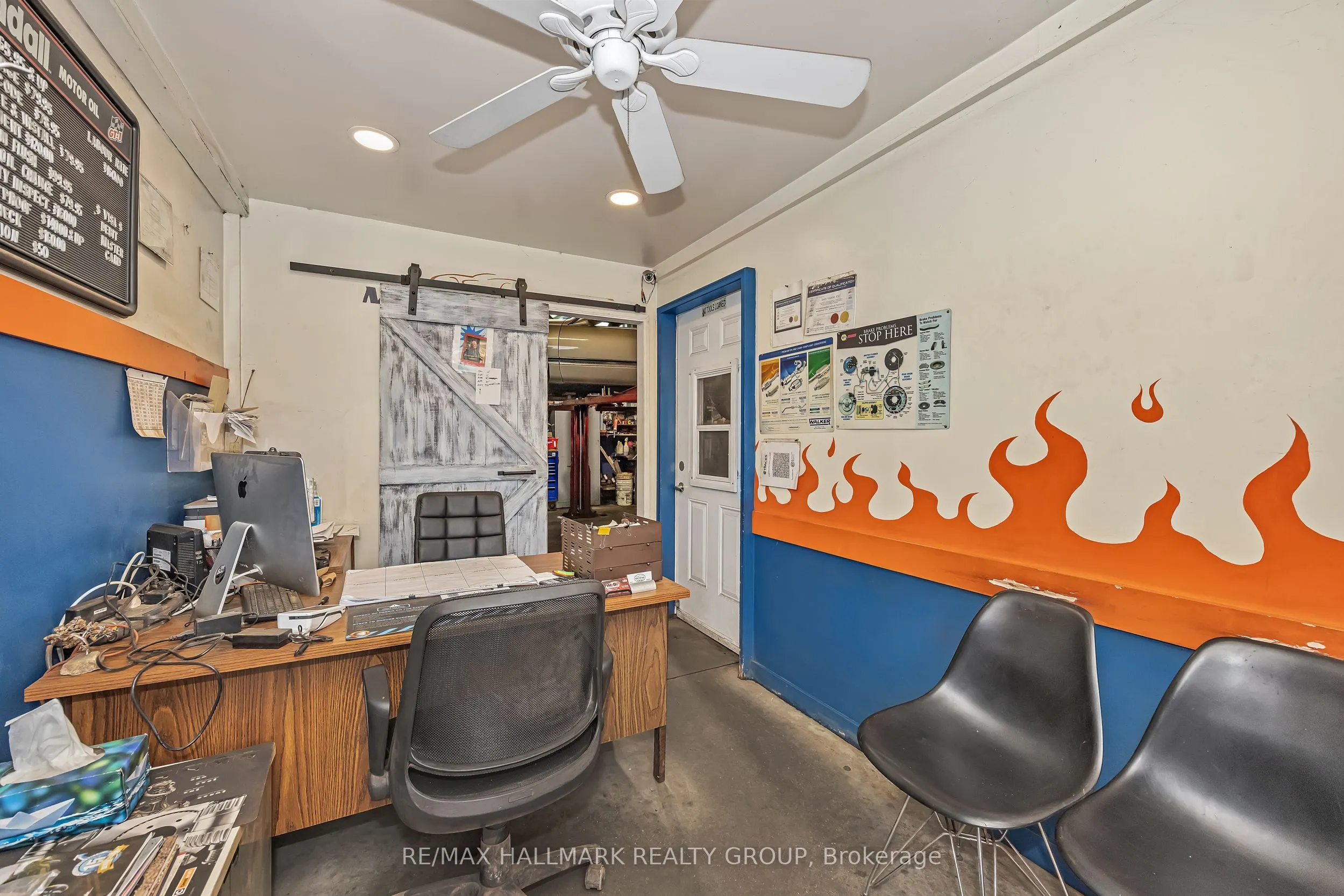 2460 Leitrim Road