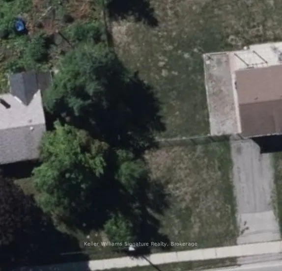 119 Highland Road W