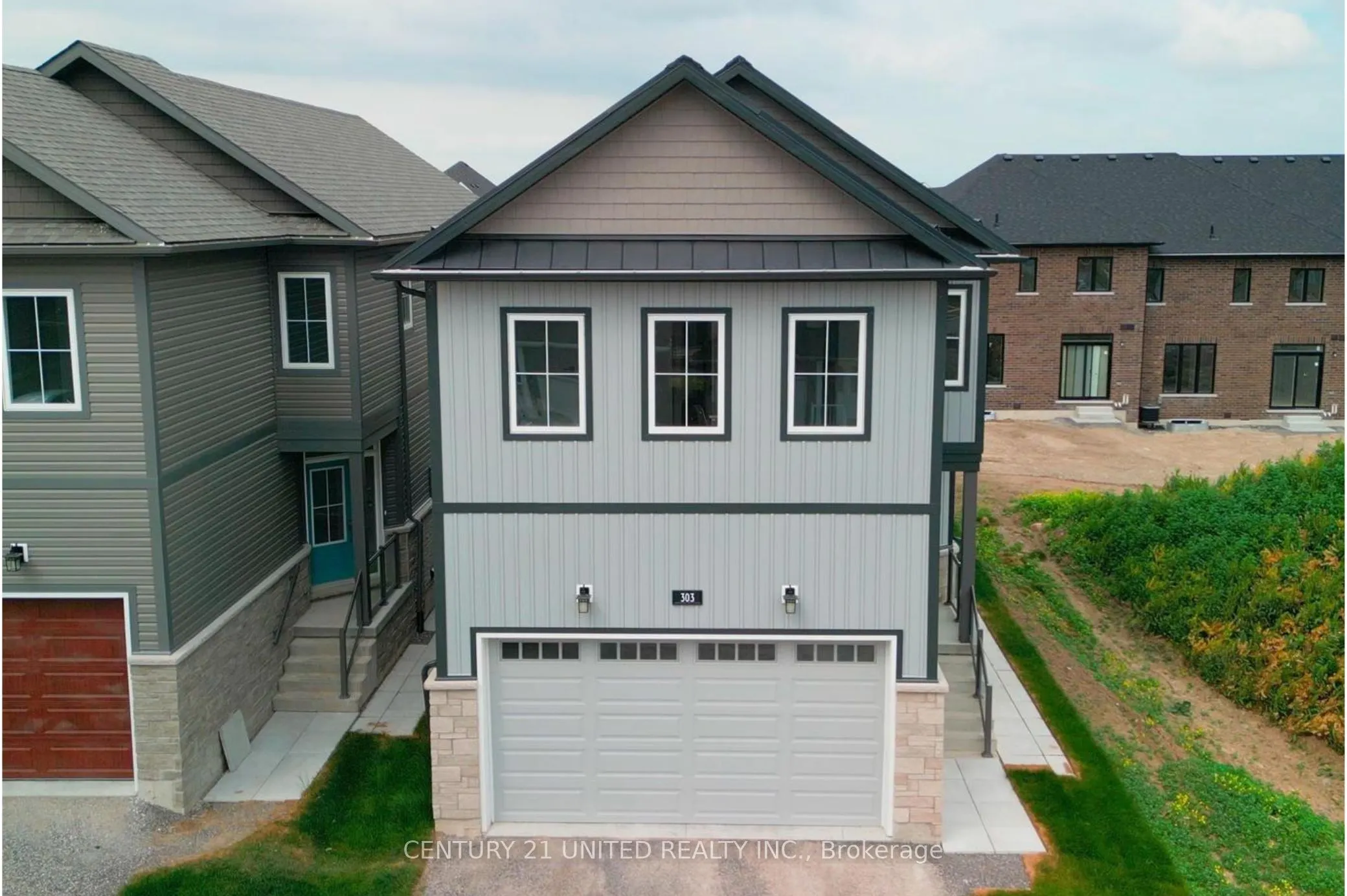 303 Mullighan Gardens