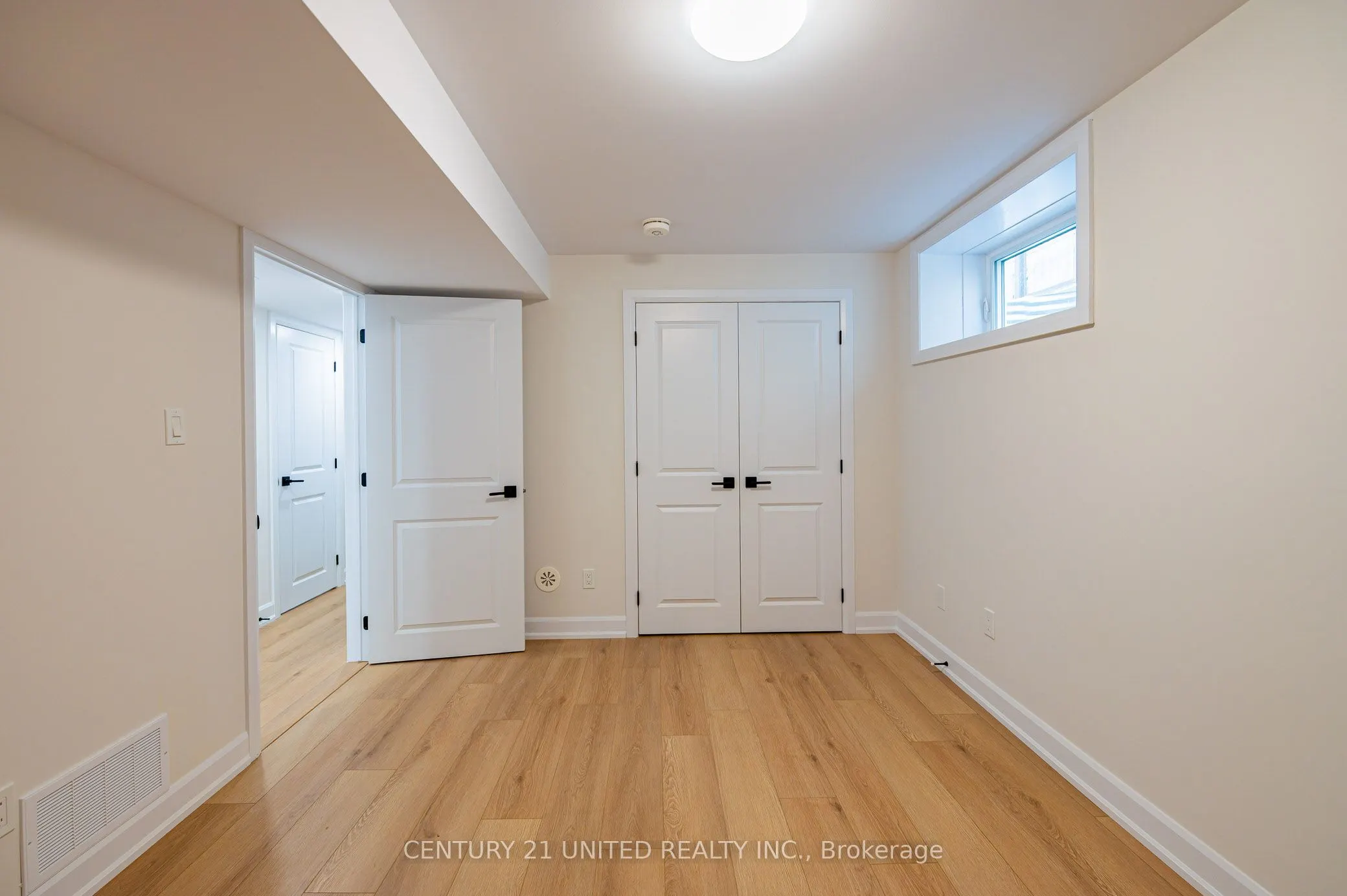 303 Mullighan Gardens