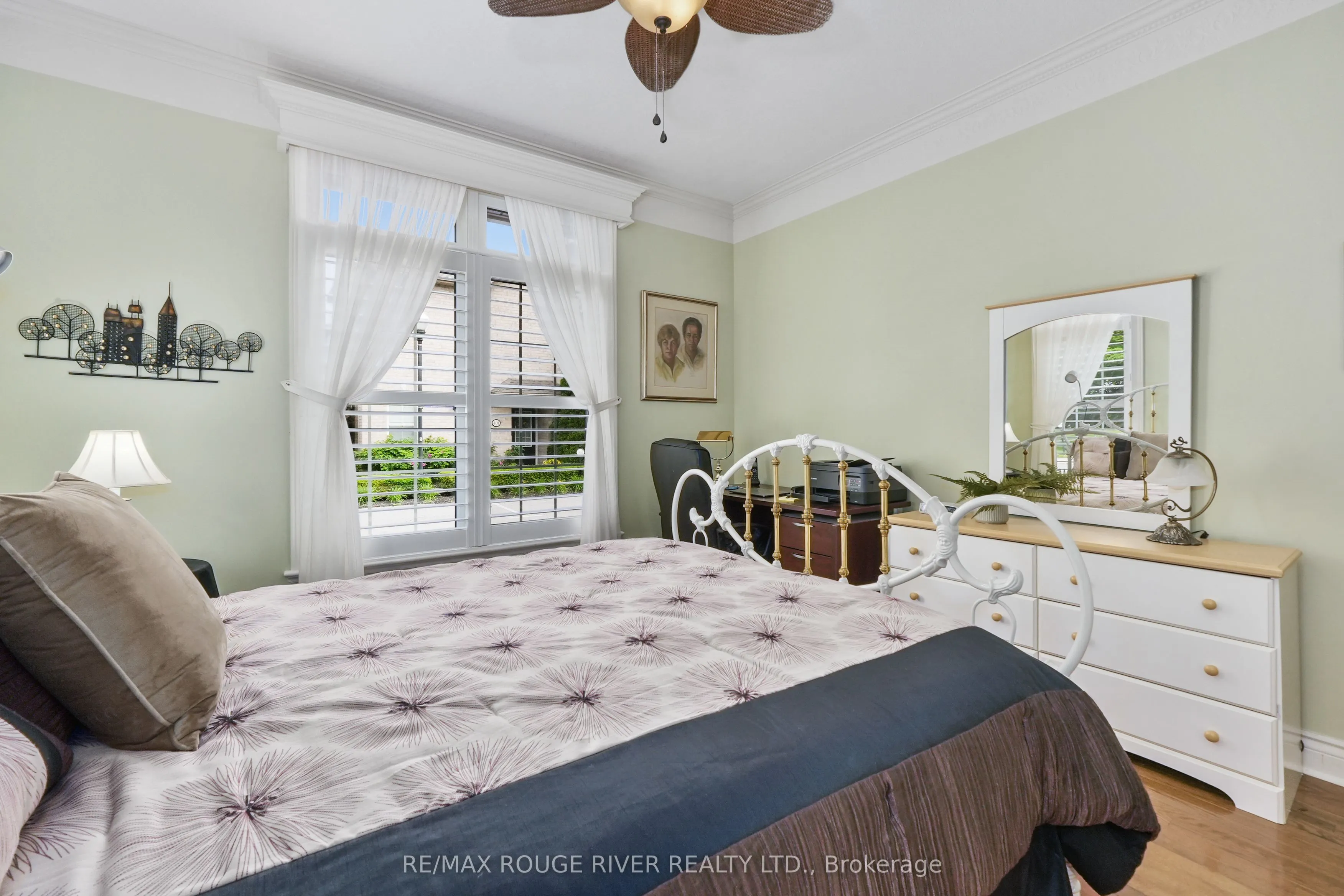 120 University Avenue E, #101