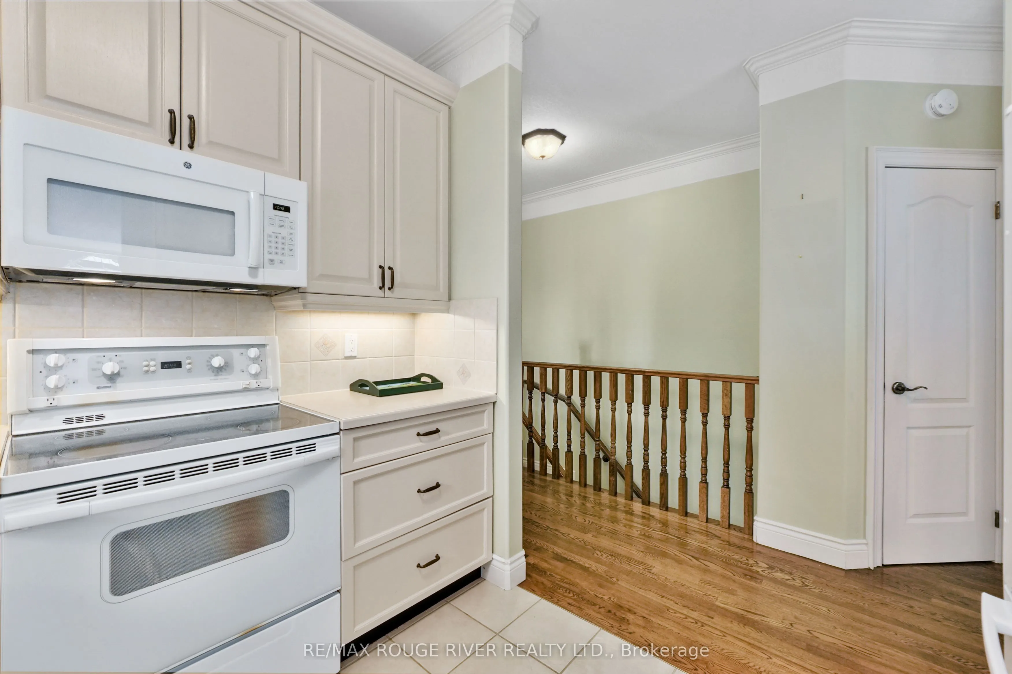 120 University Avenue E, #101