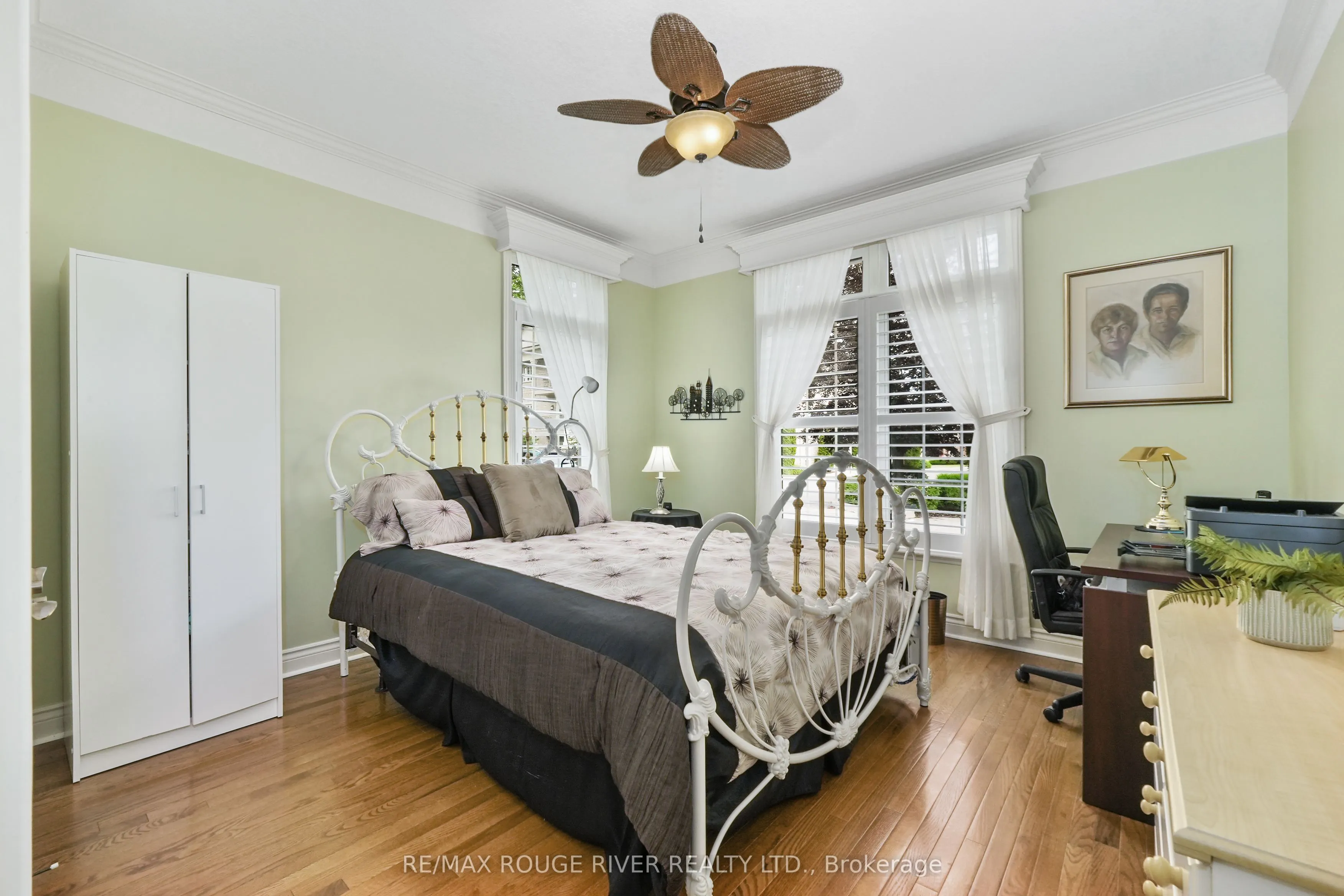 120 University Avenue E, #101