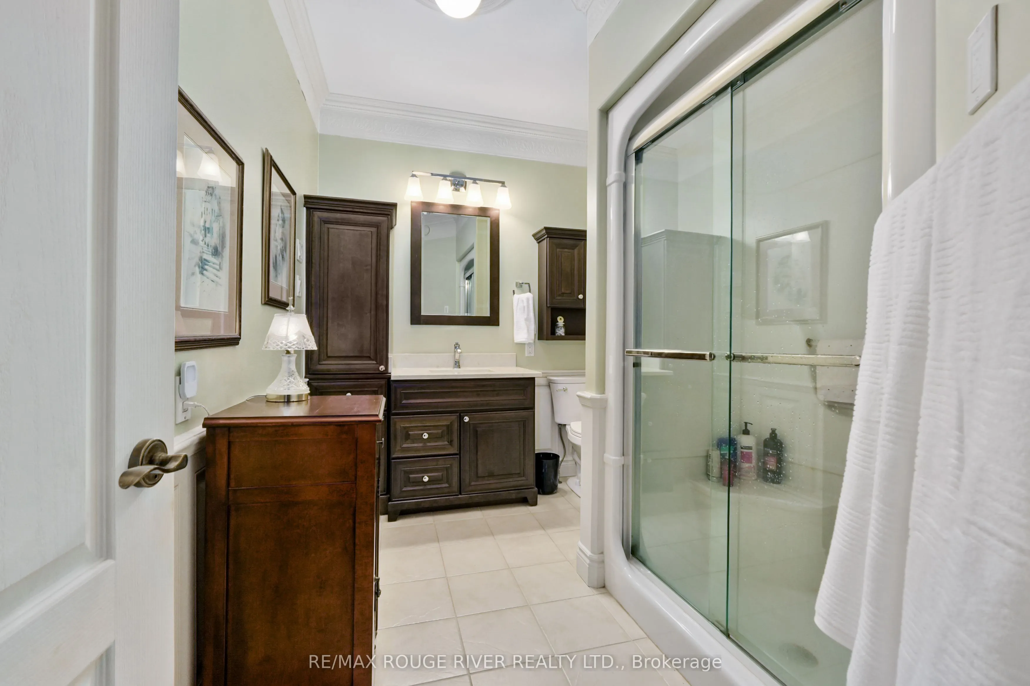 120 University Avenue E, #101