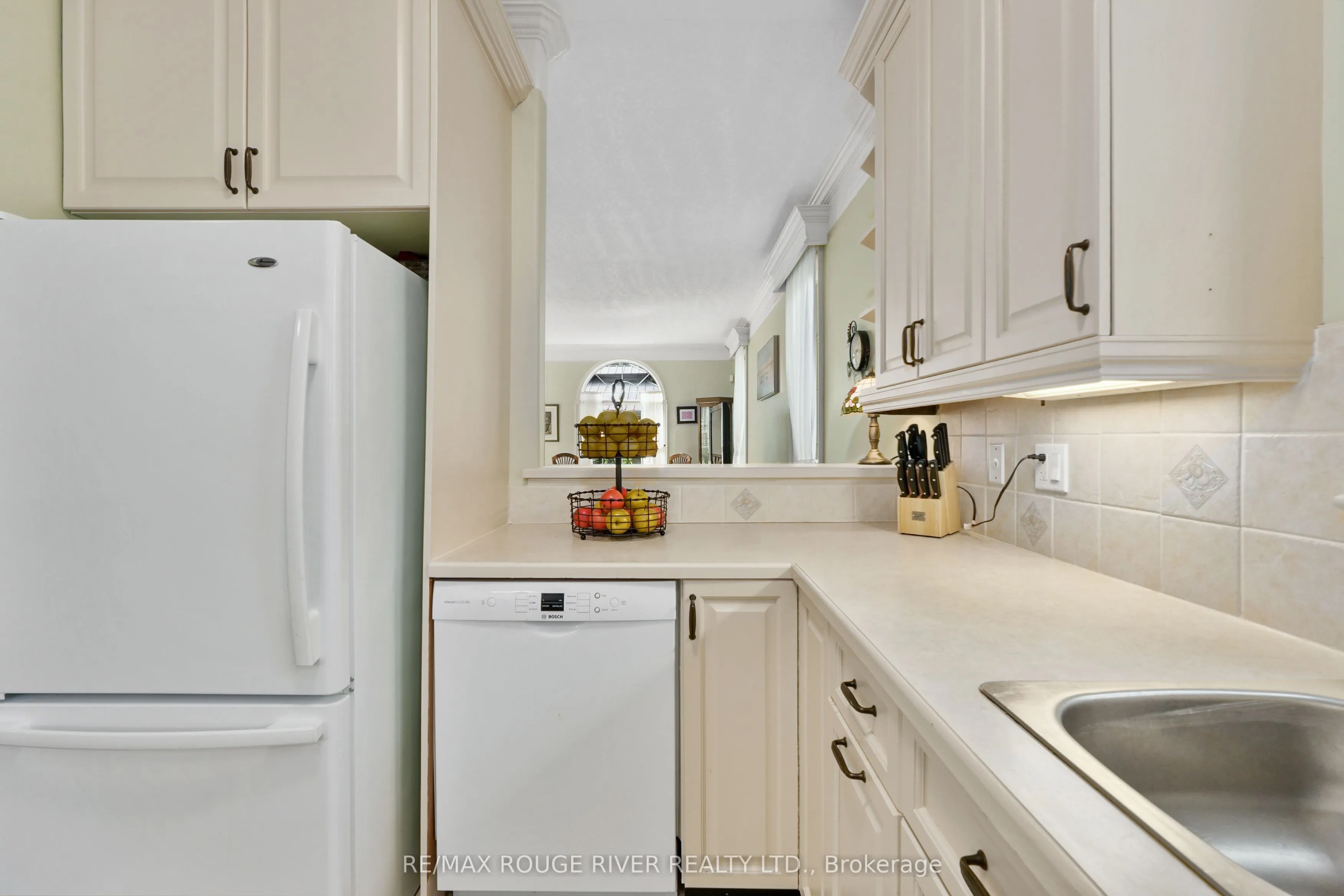 120 University Avenue E, #101