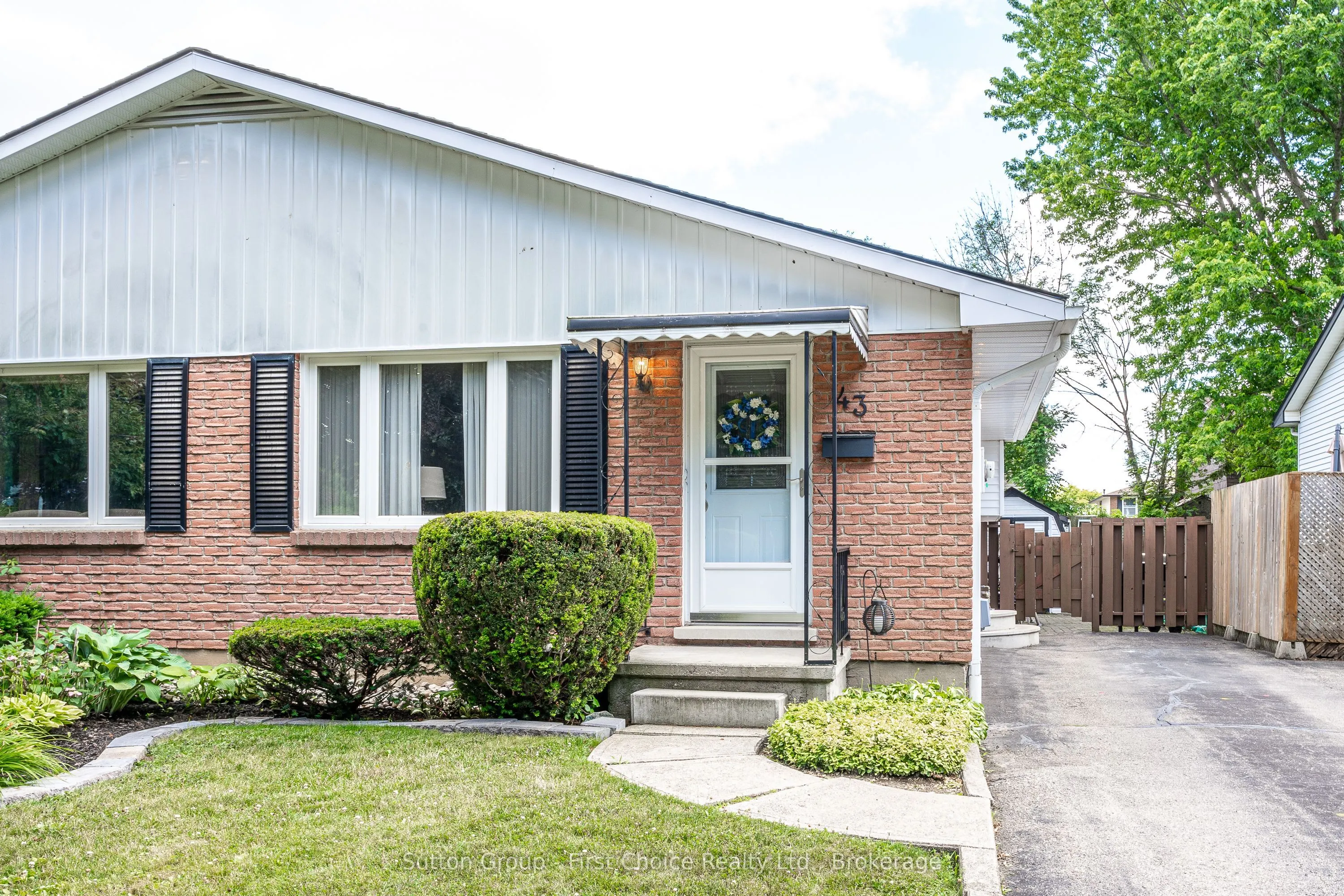 43 Wooton Court