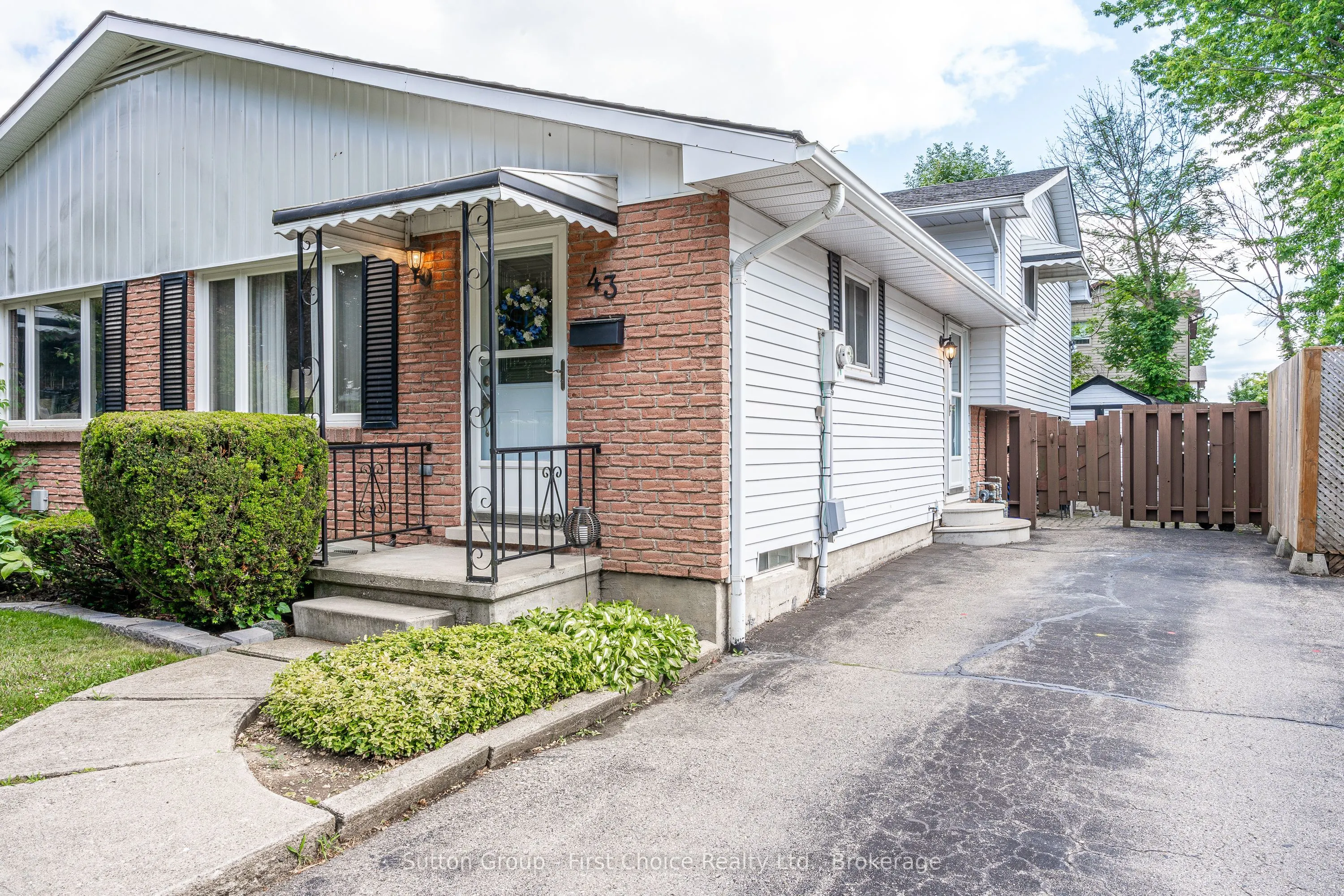 43 Wooton Court