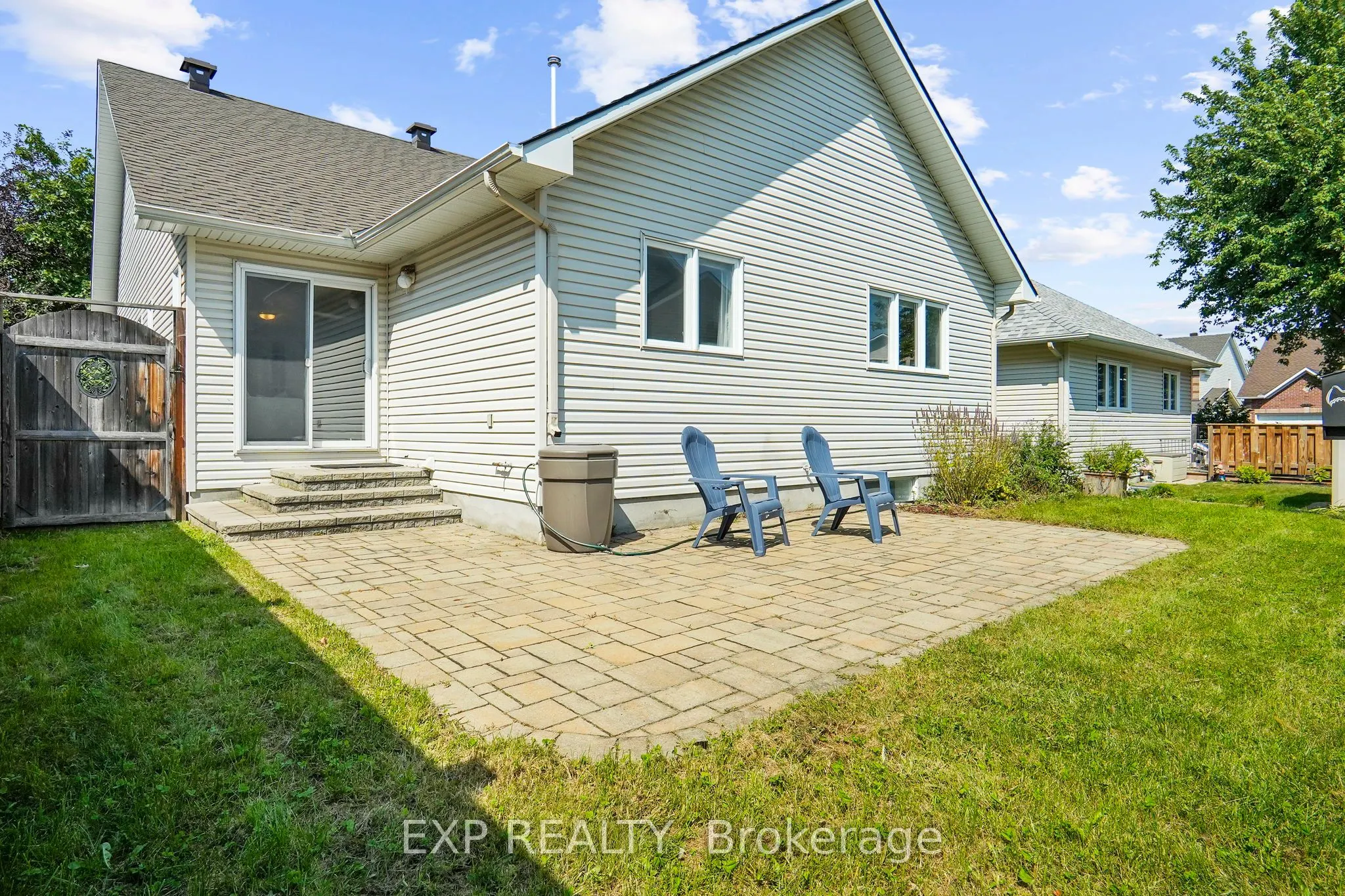 114 ECHOWOODS Avenue