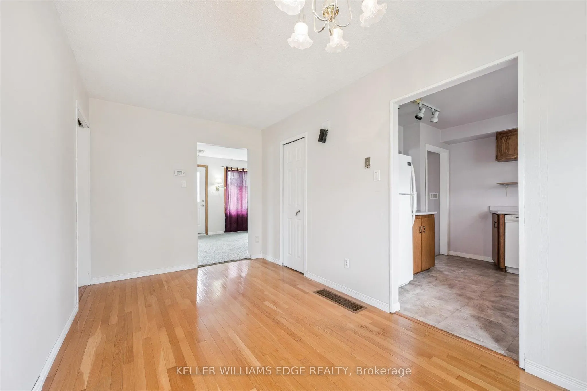 341 Redford Crescent
