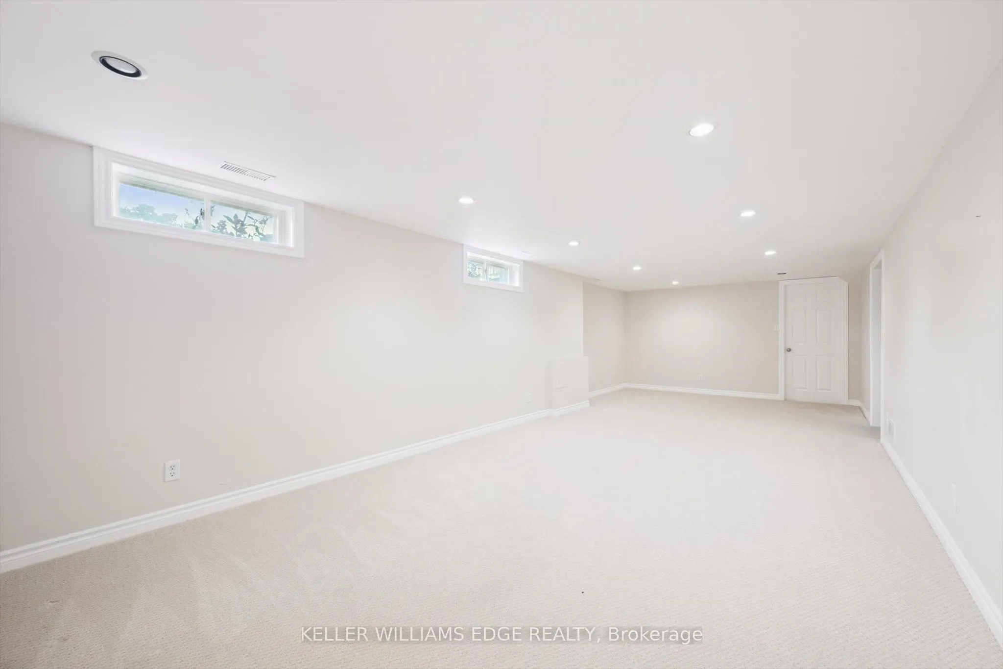 341 Redford Crescent