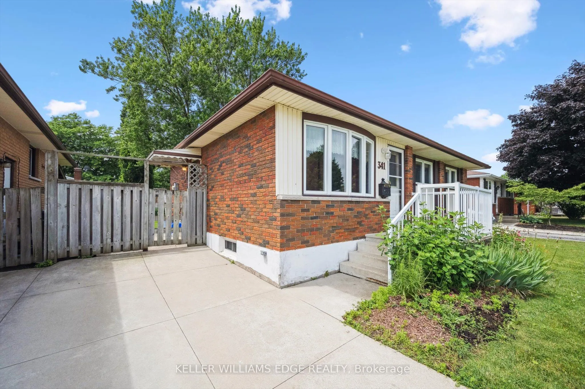 341 Redford Crescent