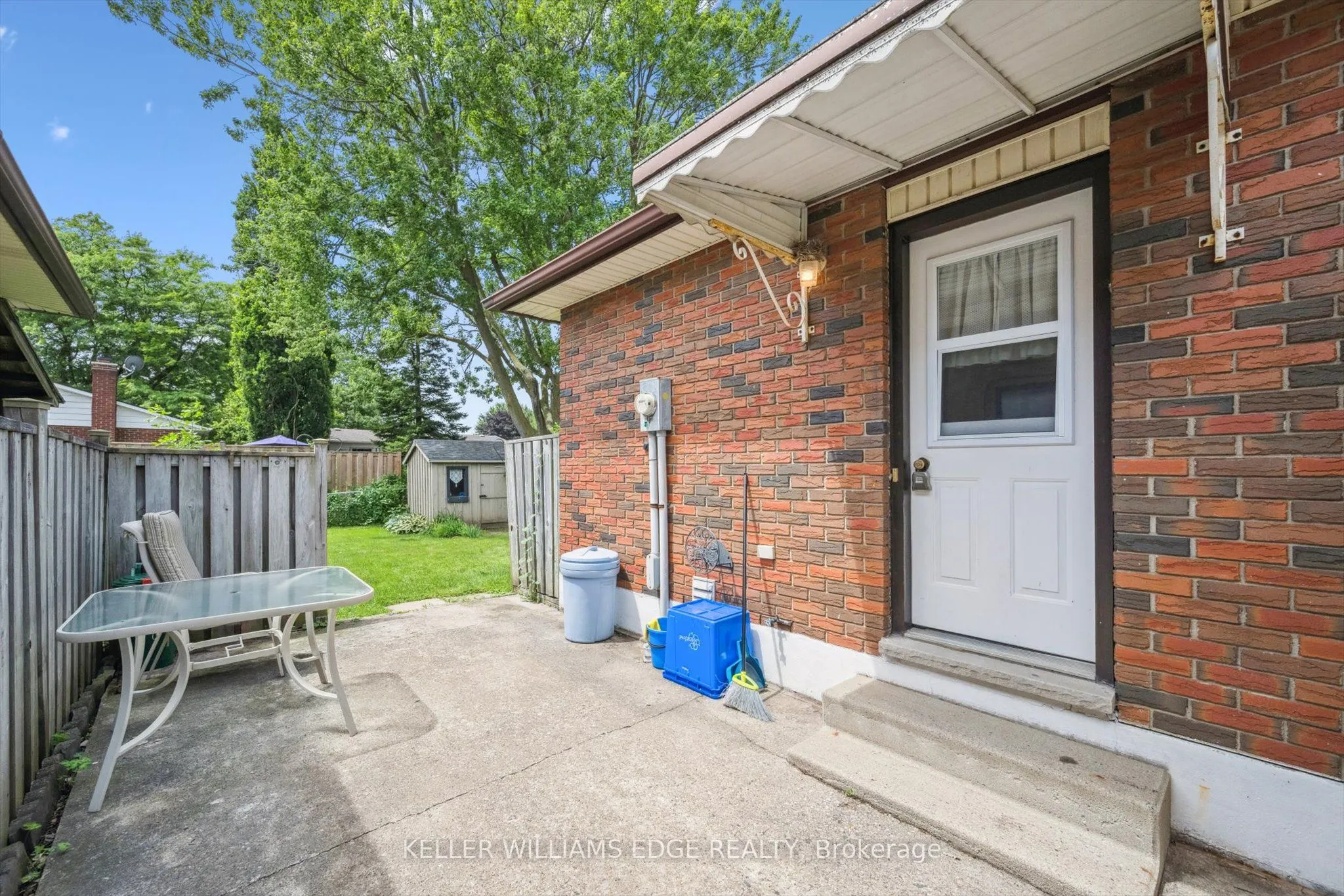 341 Redford Crescent