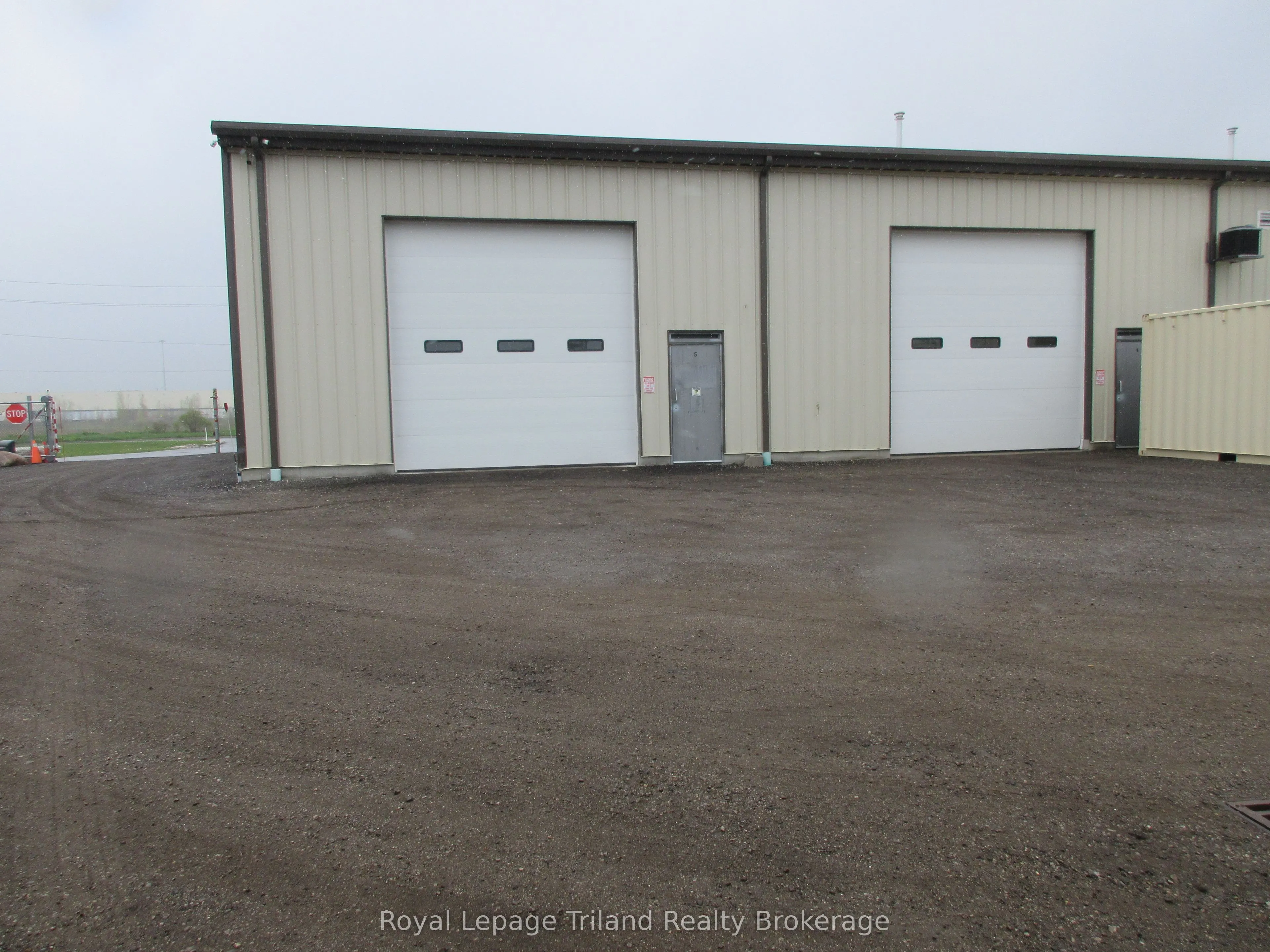 1099 Commerce Way, #5