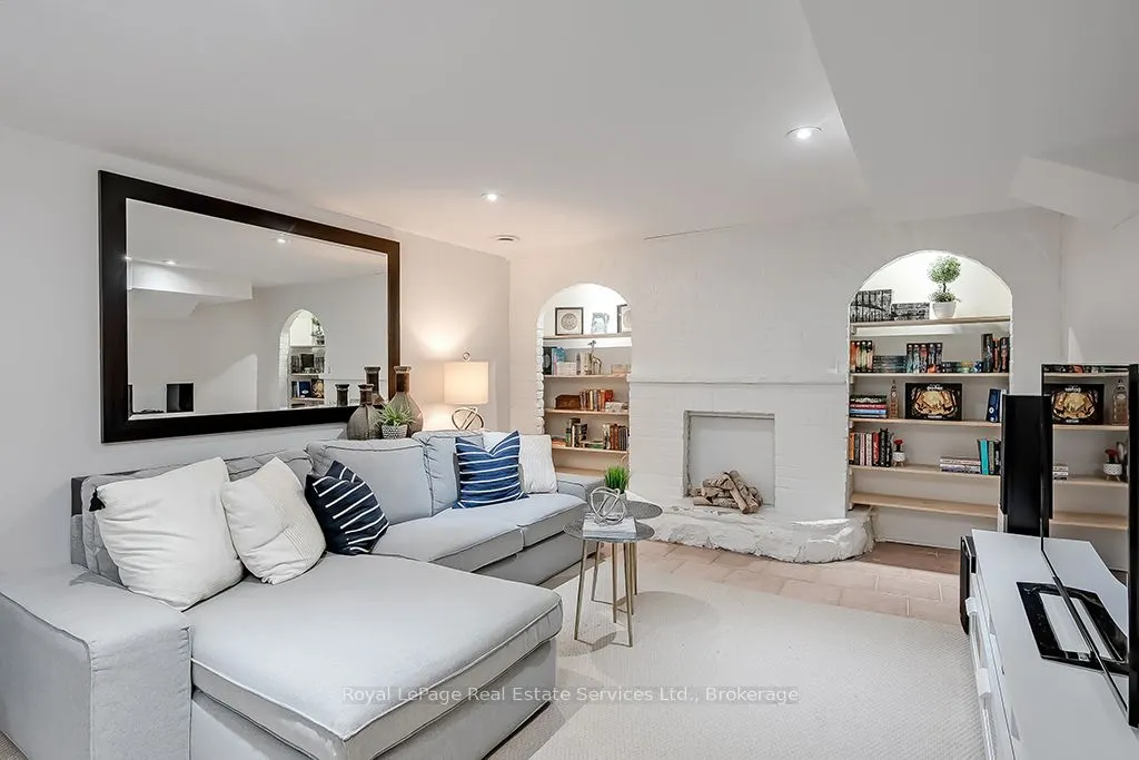 23 Lorne Avenue