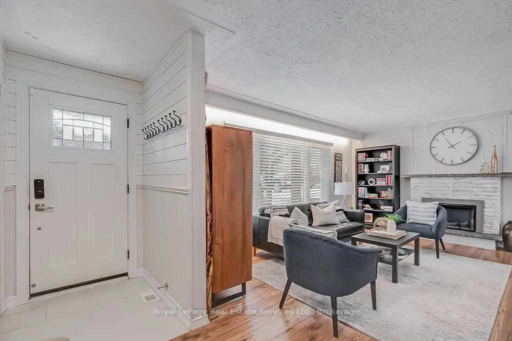23 Lorne Avenue