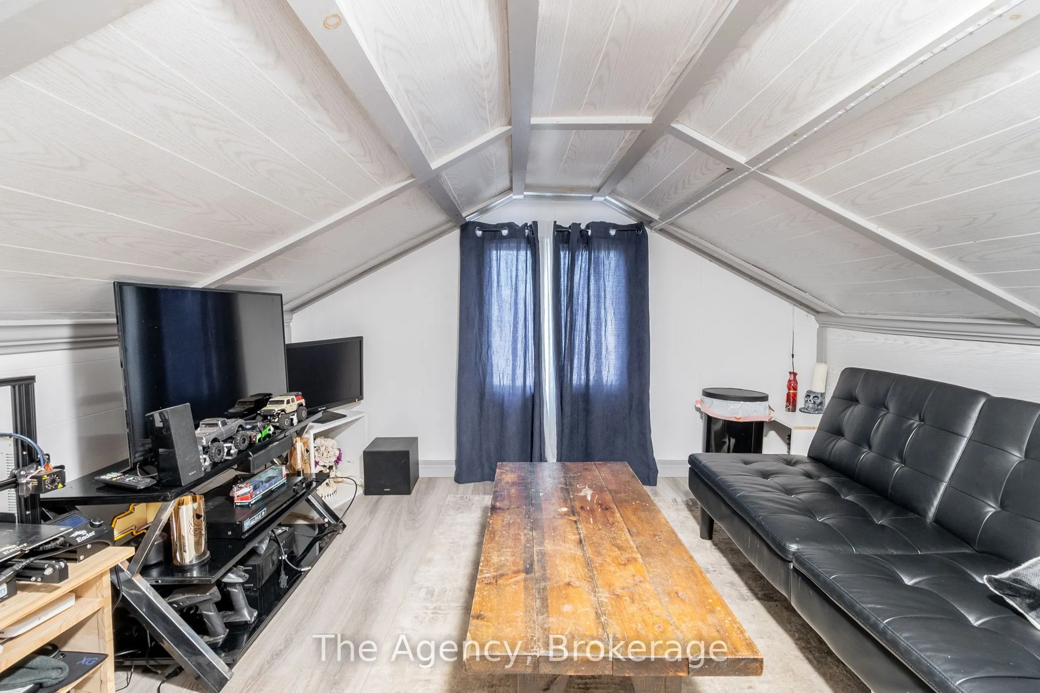 12 Ajax Avenue