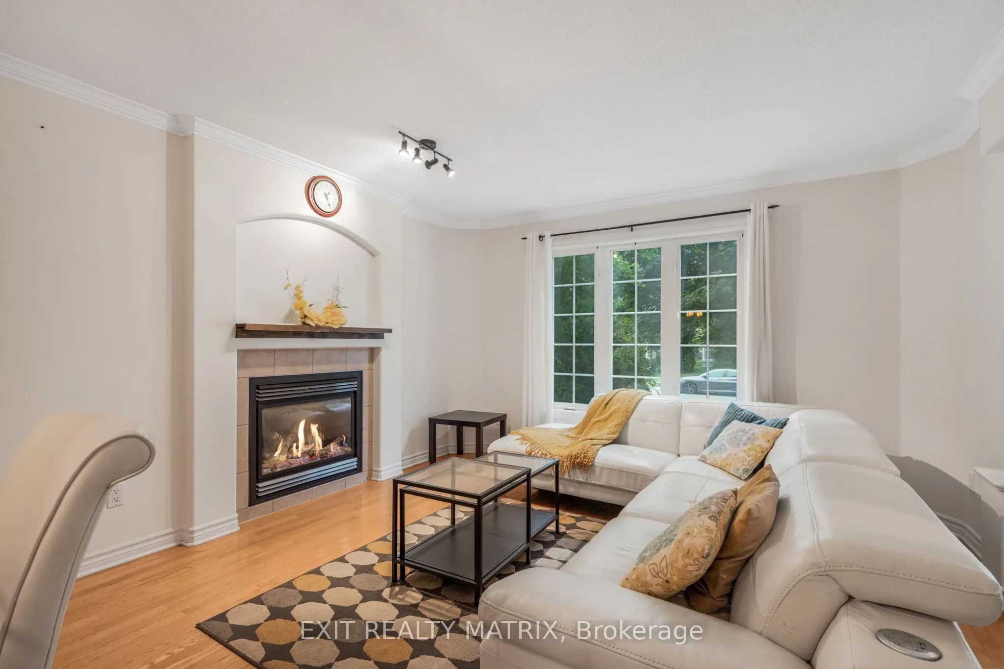 67 Renoir Drive