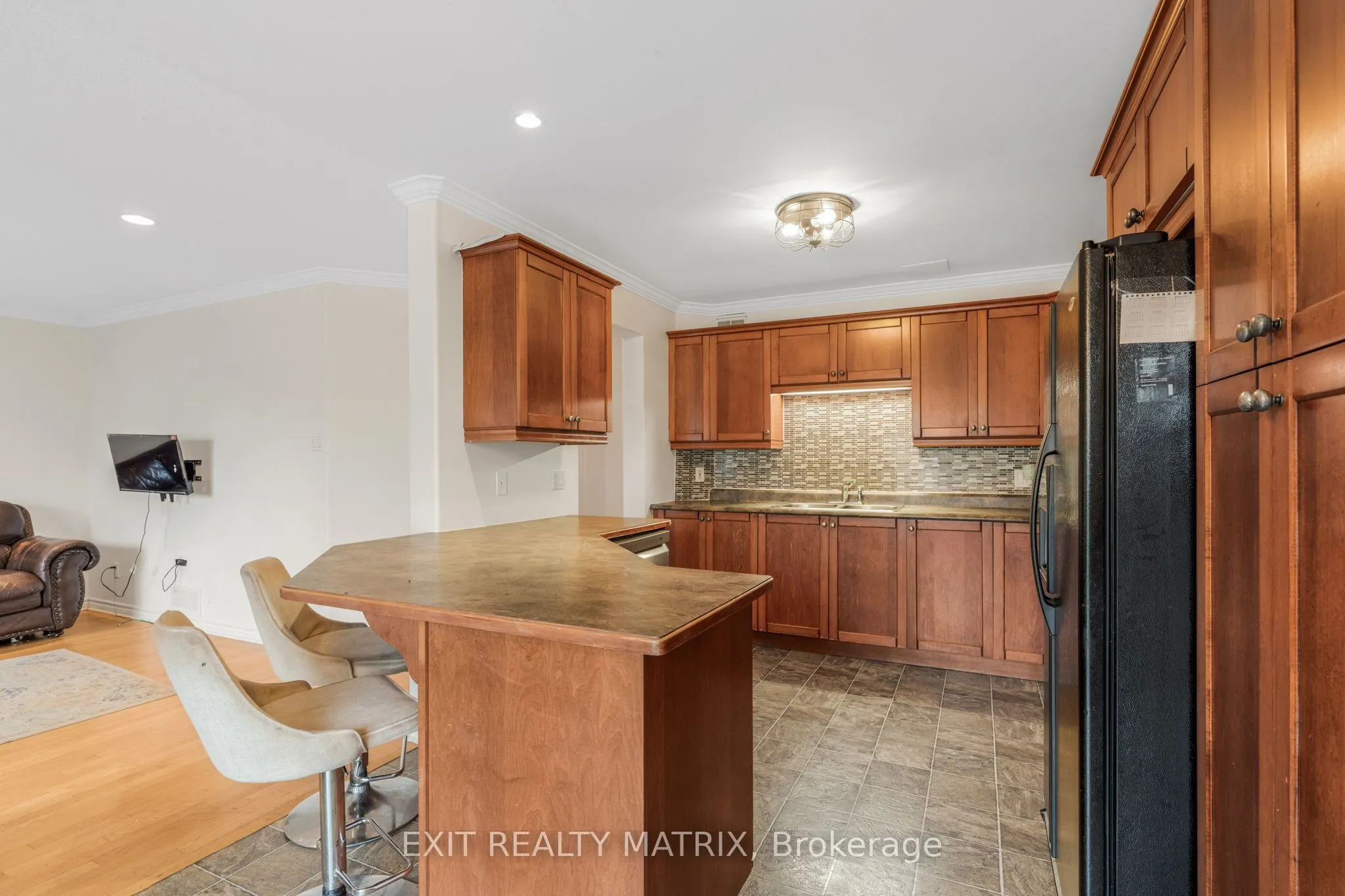 67 Renoir Drive