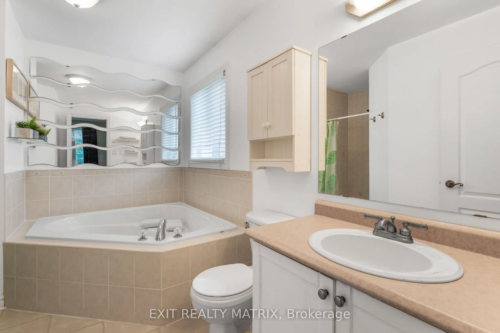 67 Renoir Drive