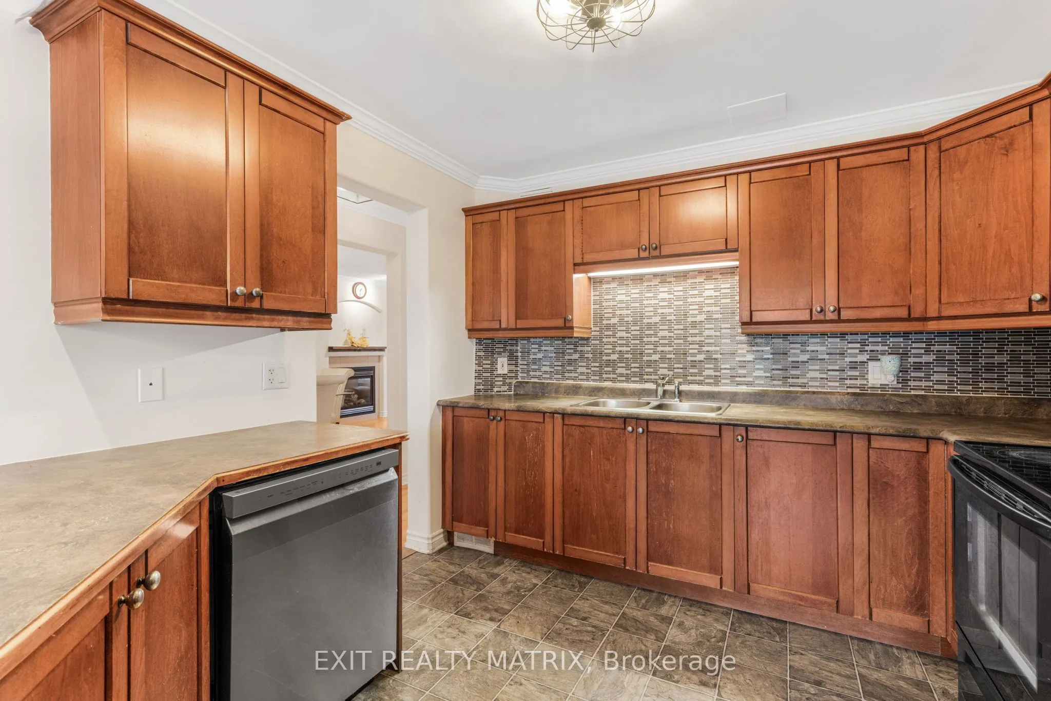 67 Renoir Drive