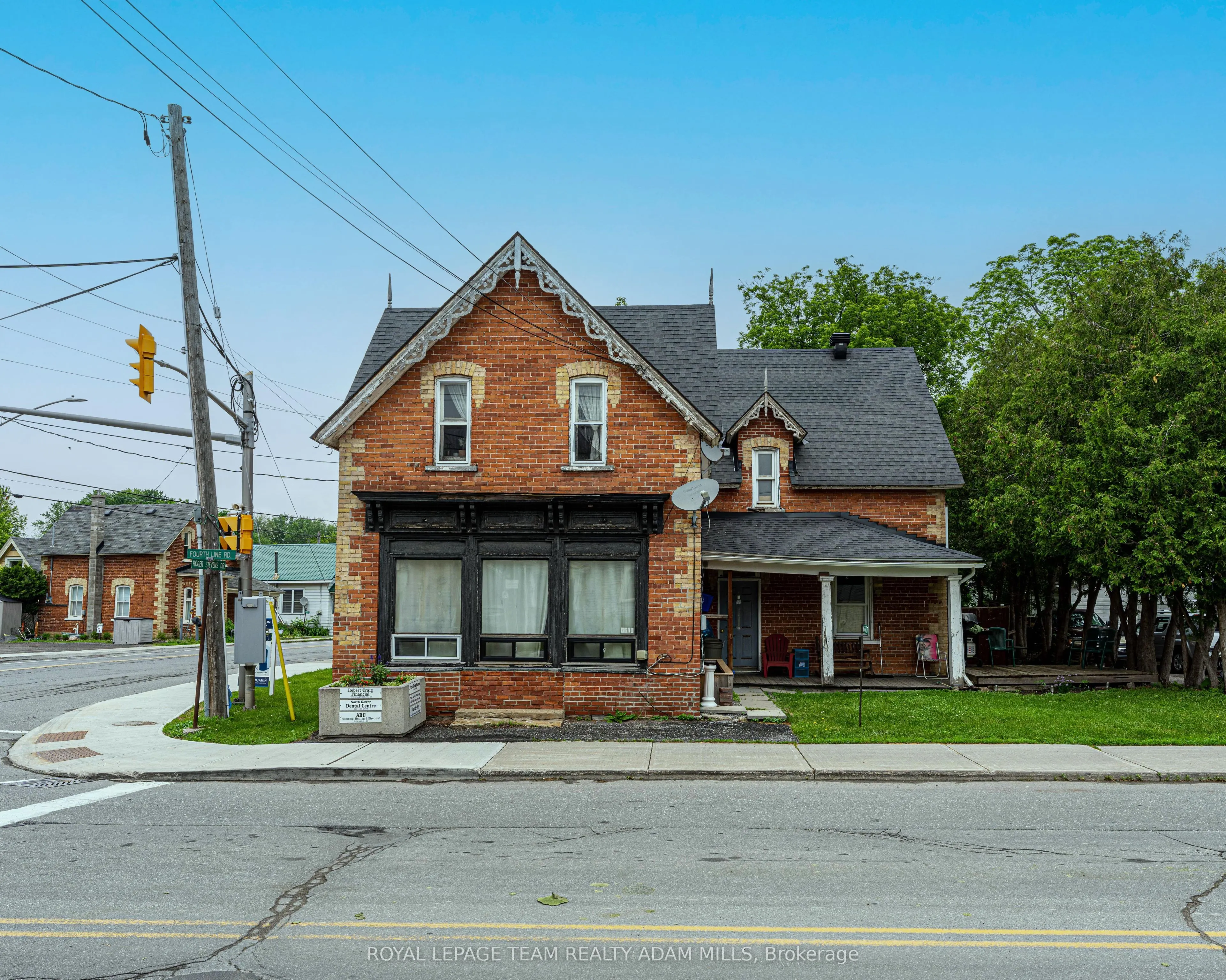 6607-6613 Fourth Line Road