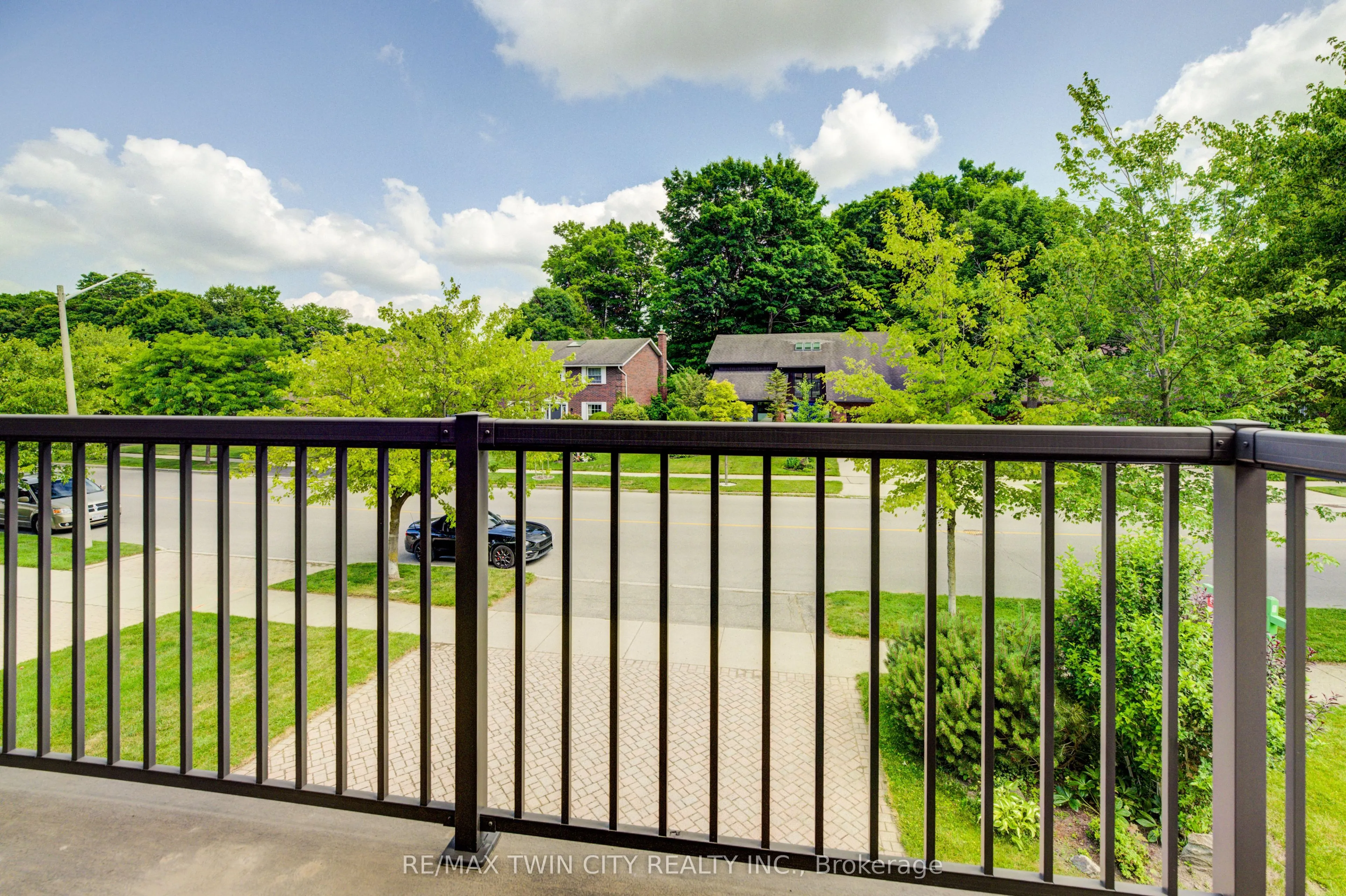 391 Northlake Drive