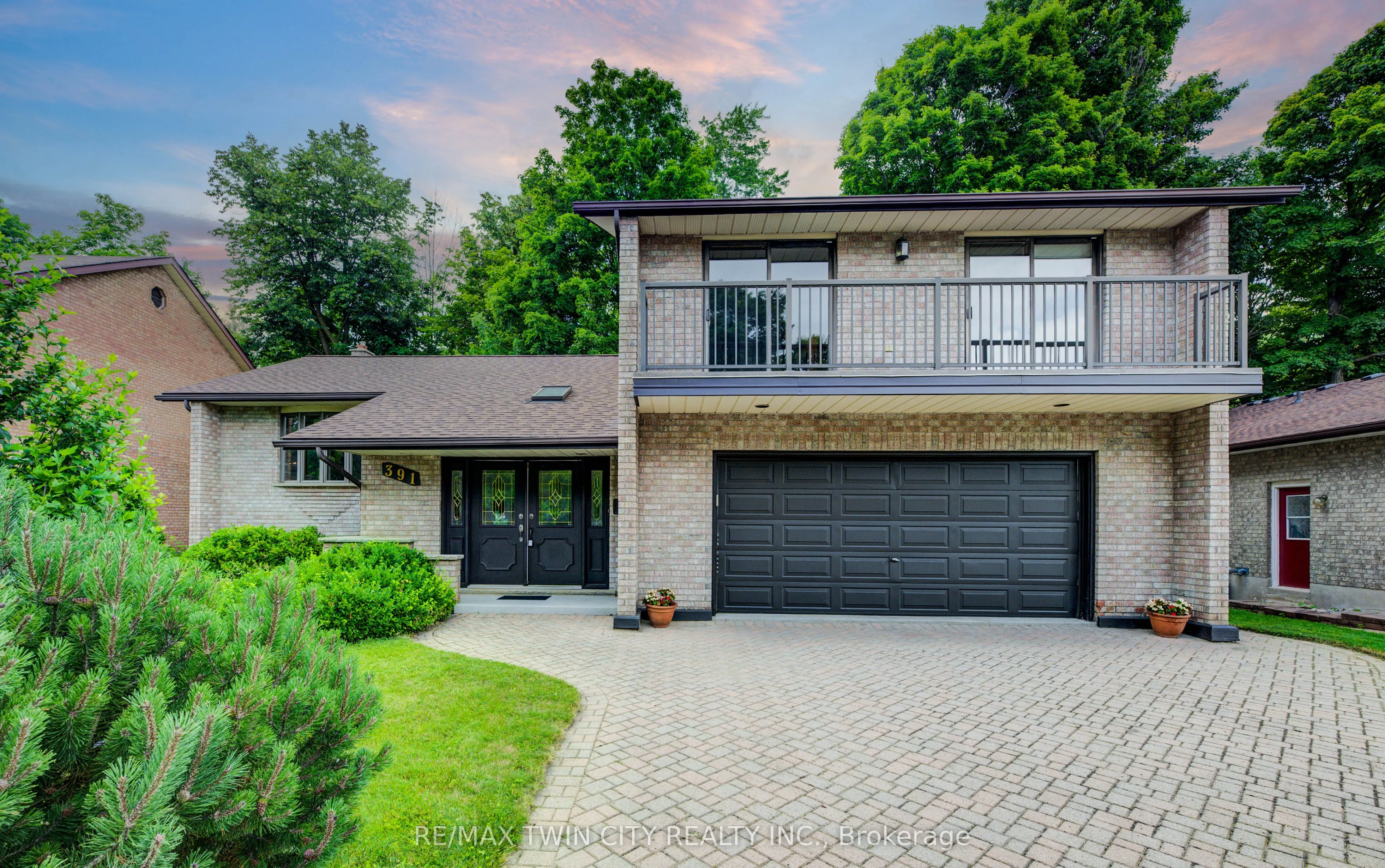 391 Northlake Drive