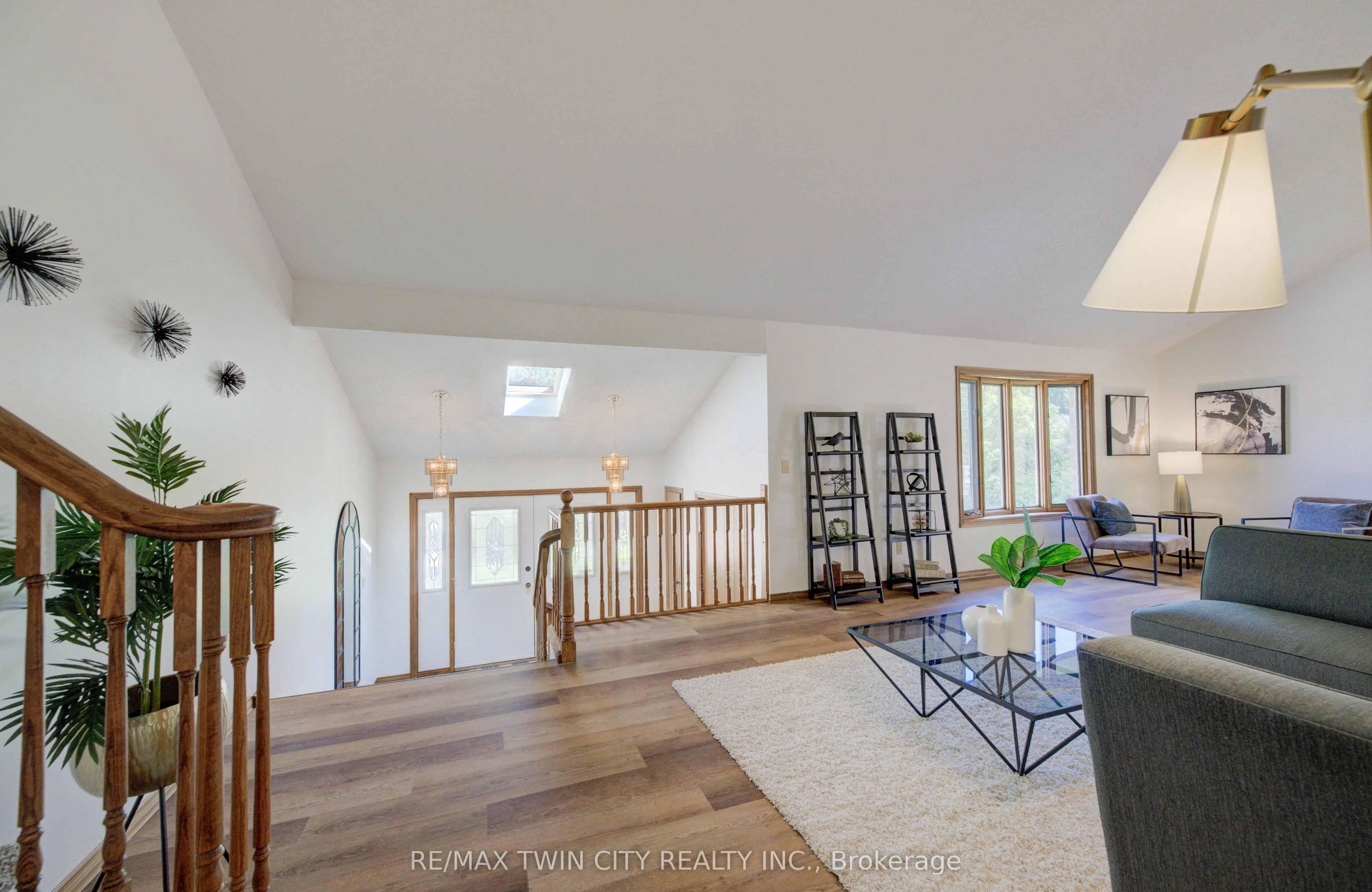 391 Northlake Drive