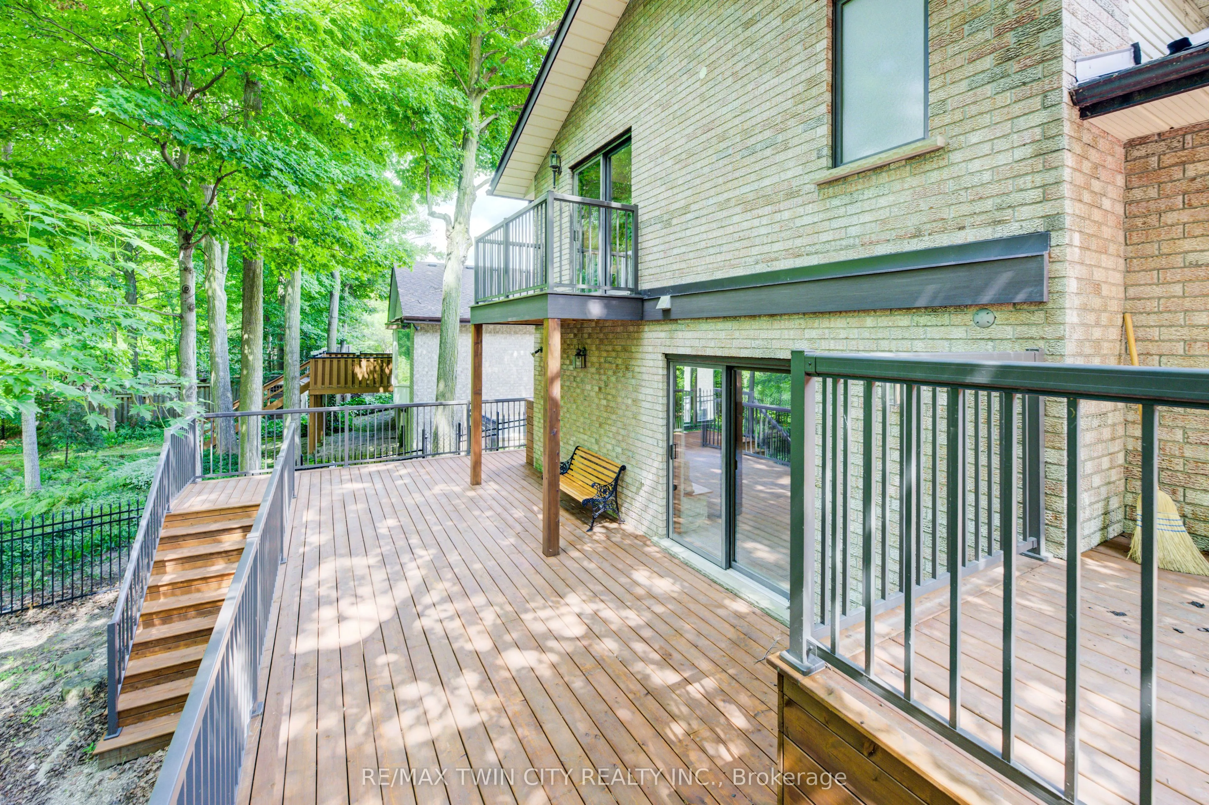 391 Northlake Drive