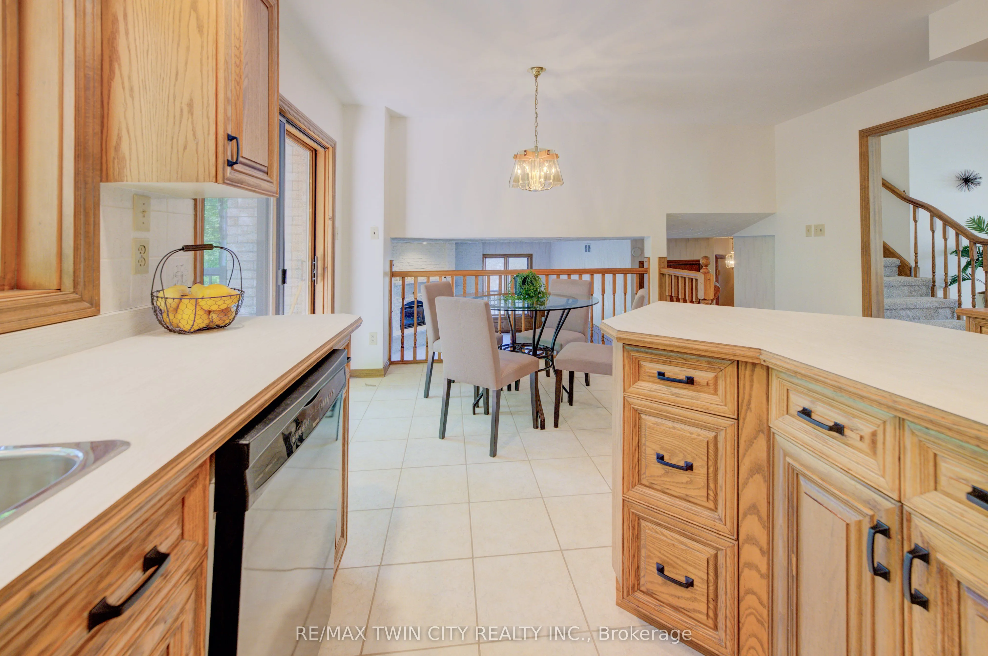 391 Northlake Drive