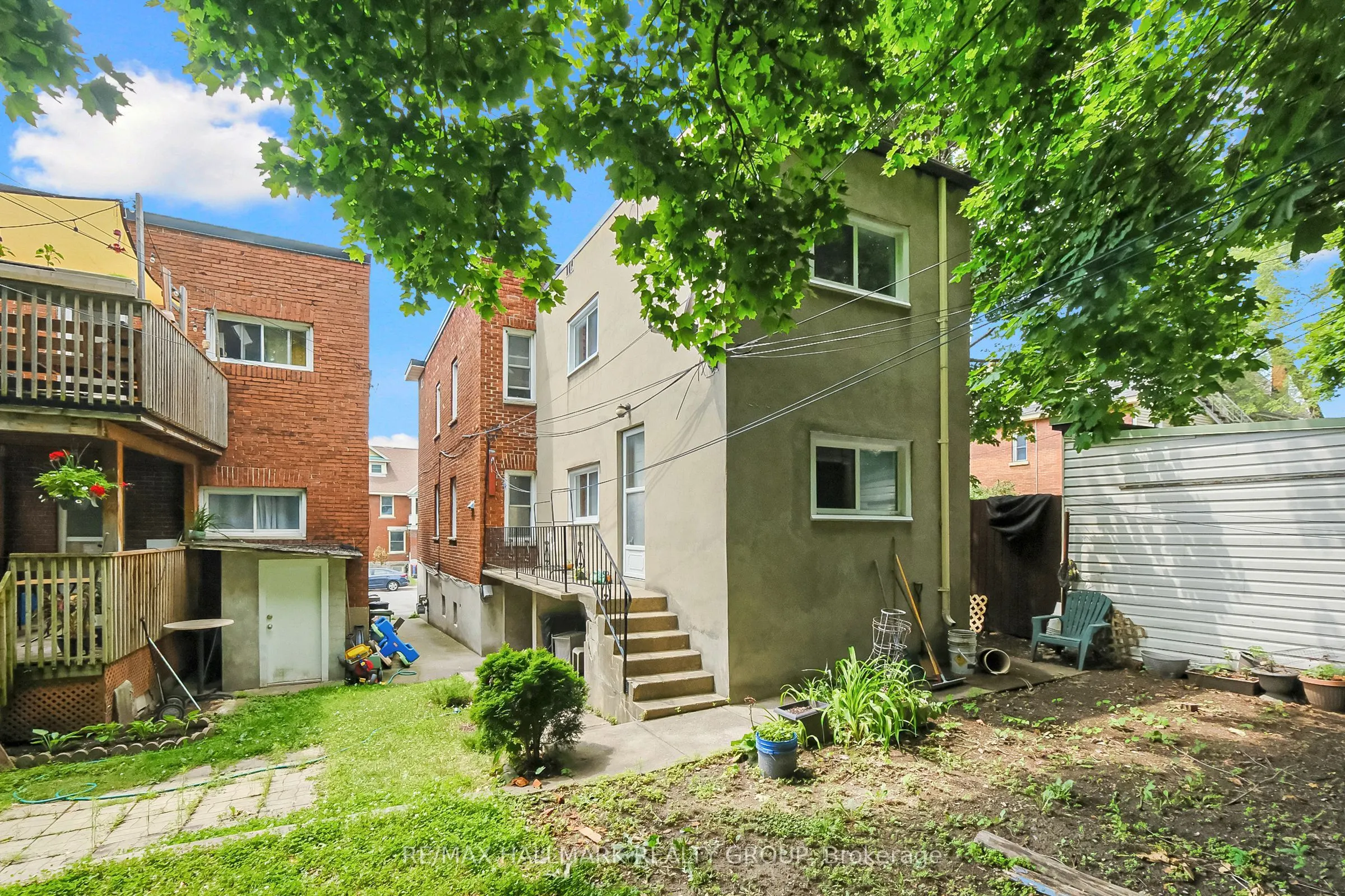 113/113 1/2 Fairmont Avenue