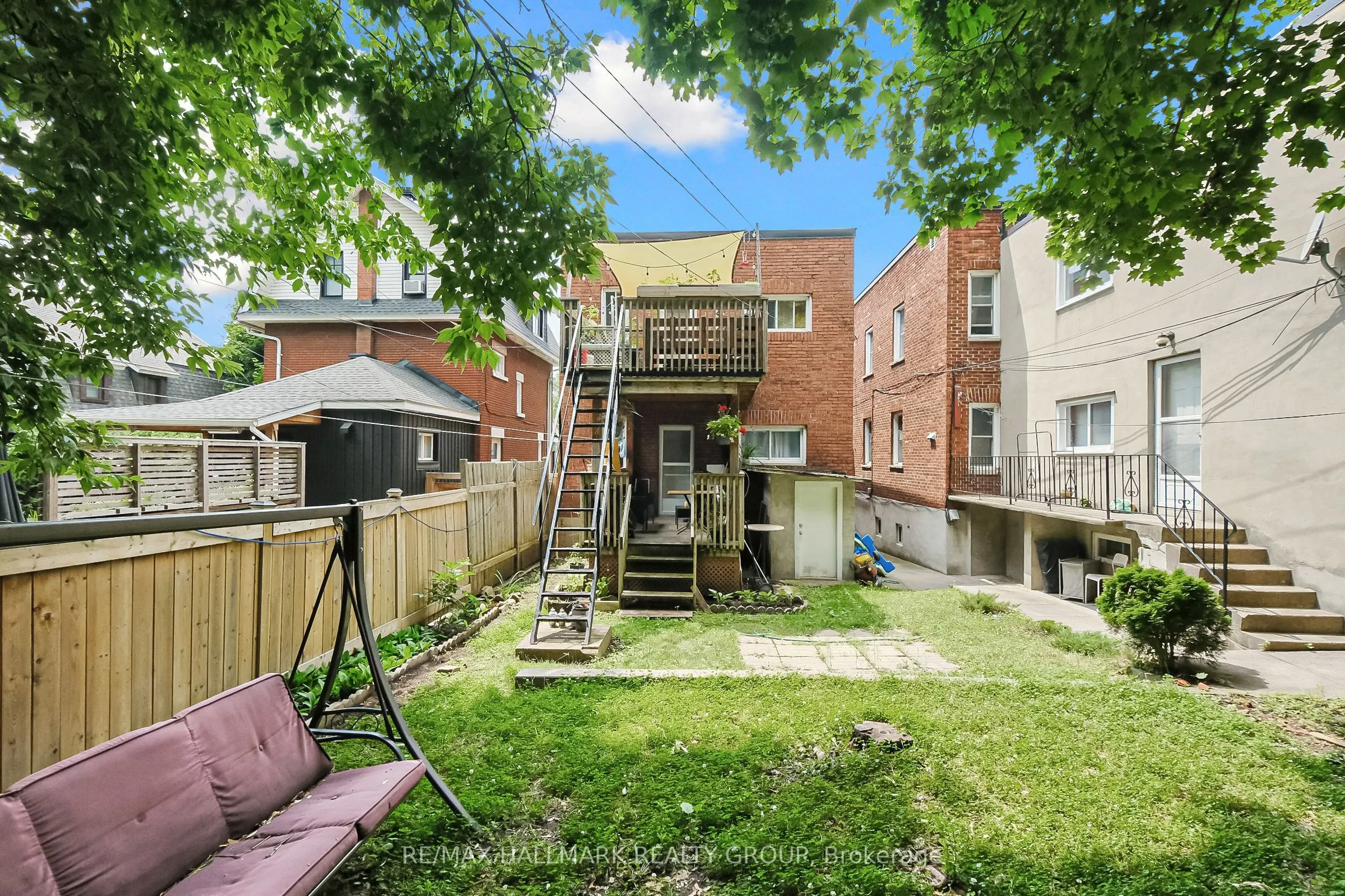 115-115 1/2 Fairmont Avenue