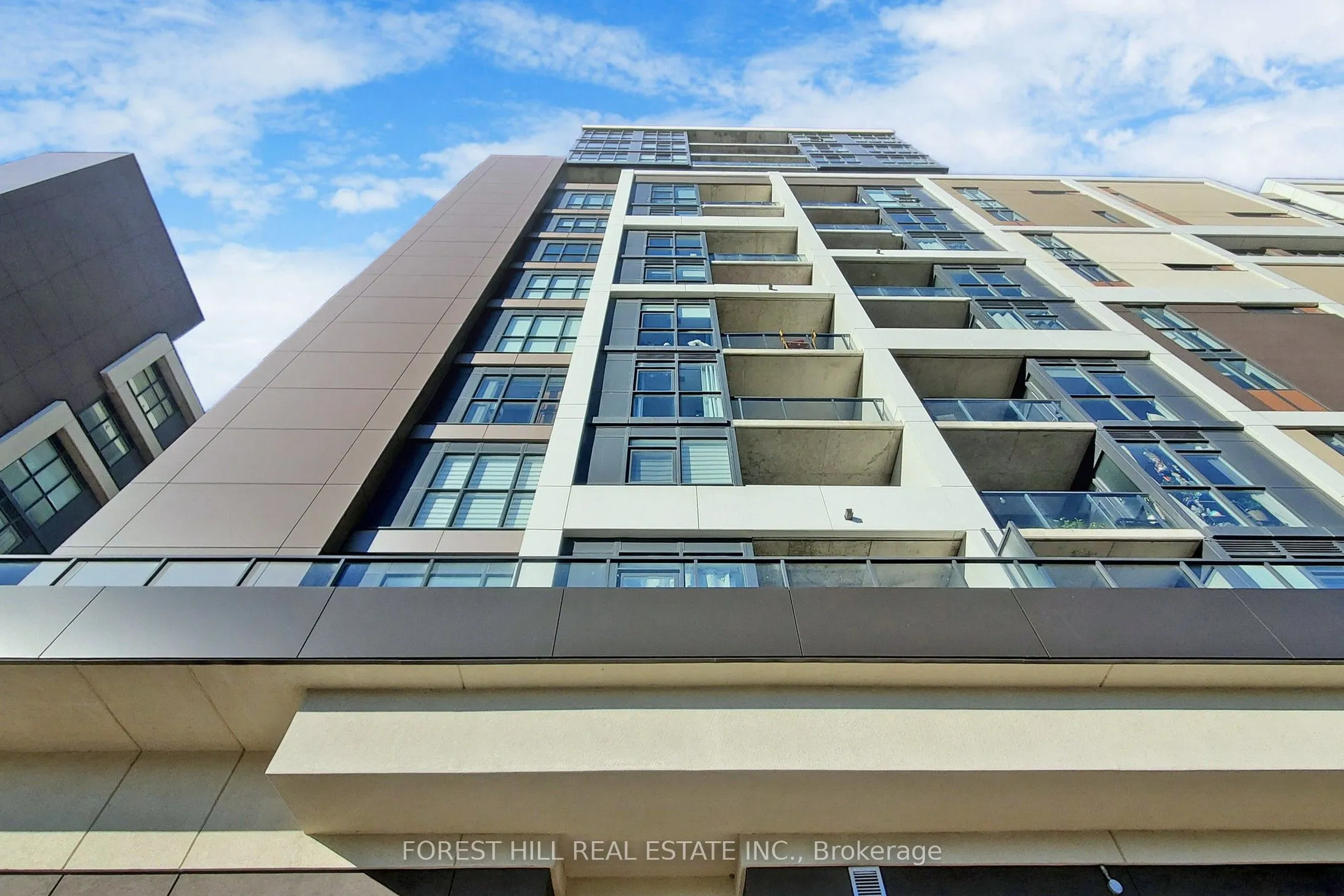 550 North Service Road, #307