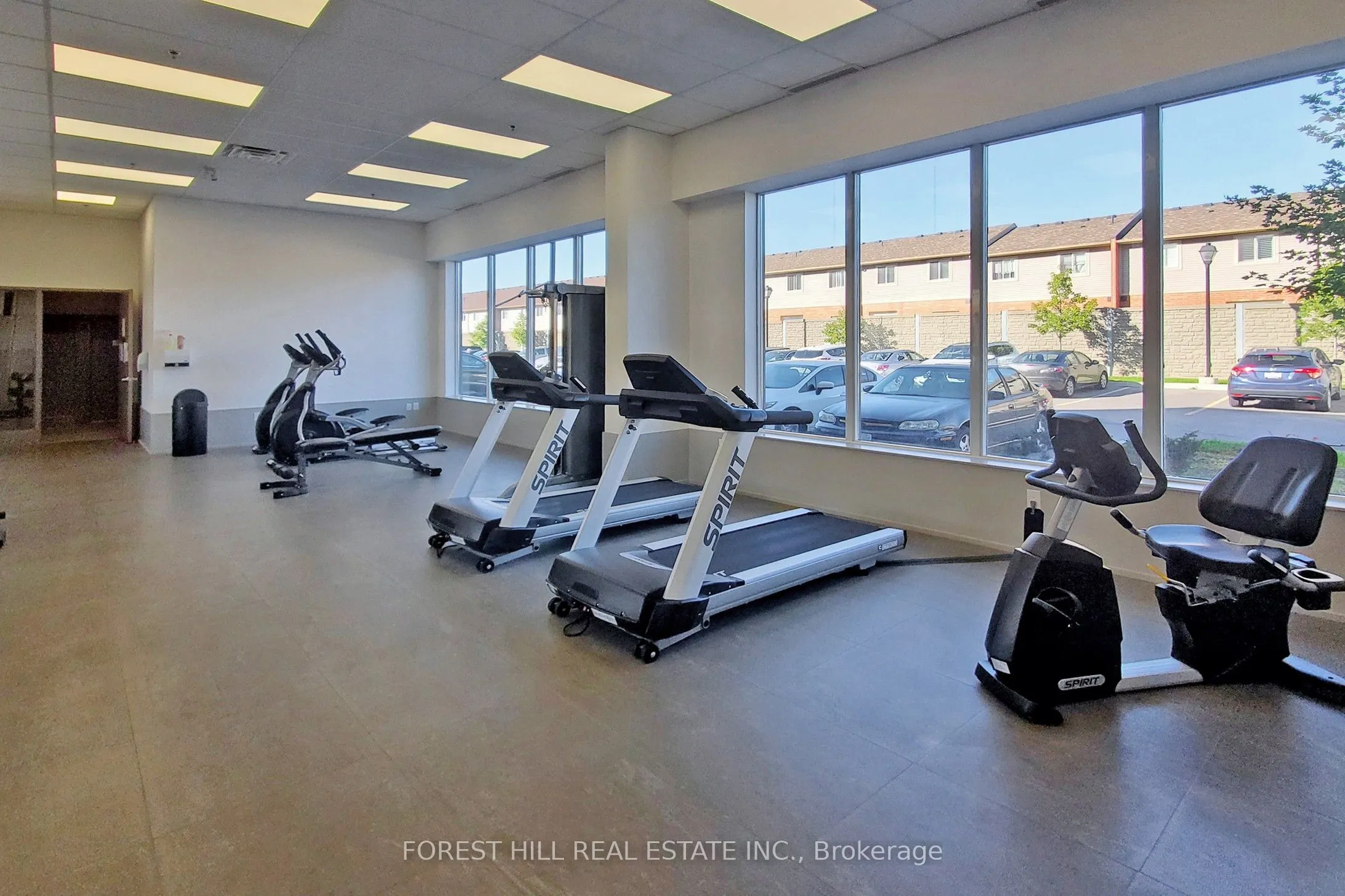 550 North Service Road, #307