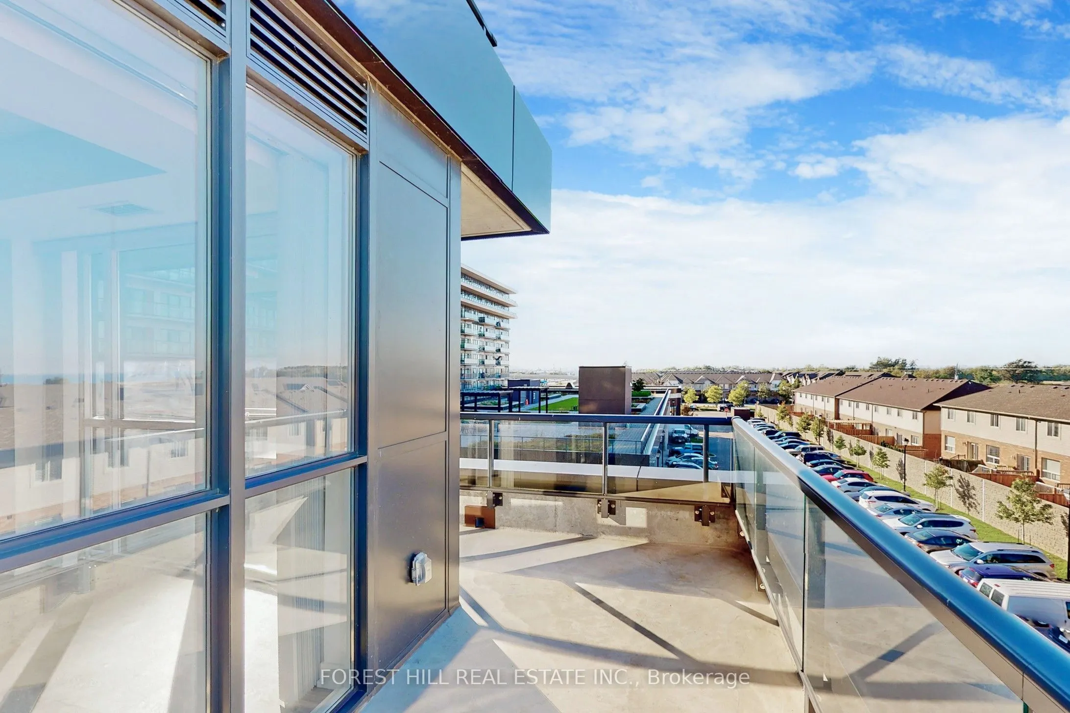 550 North Service Road, #307