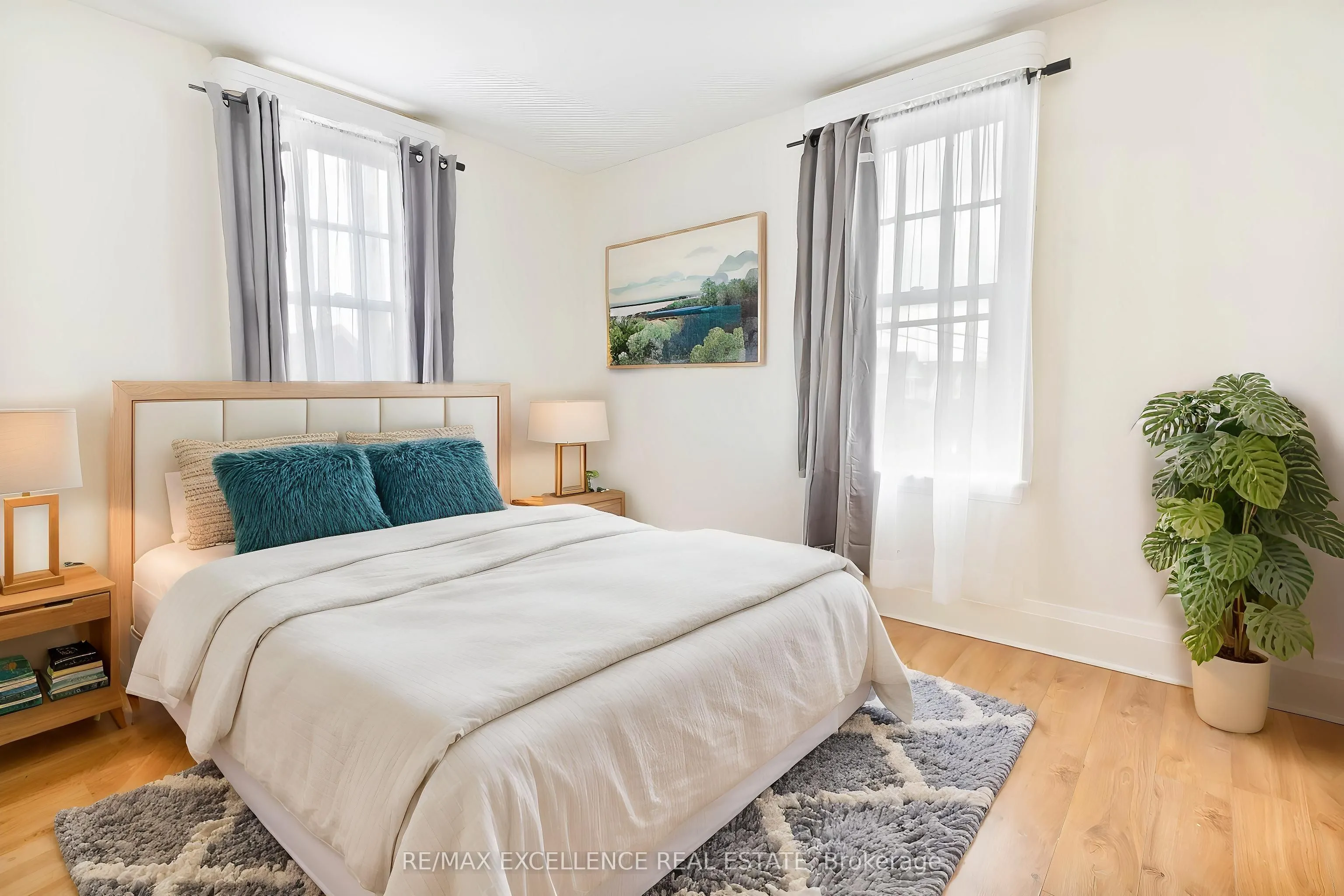 4 Rosemont Avenue