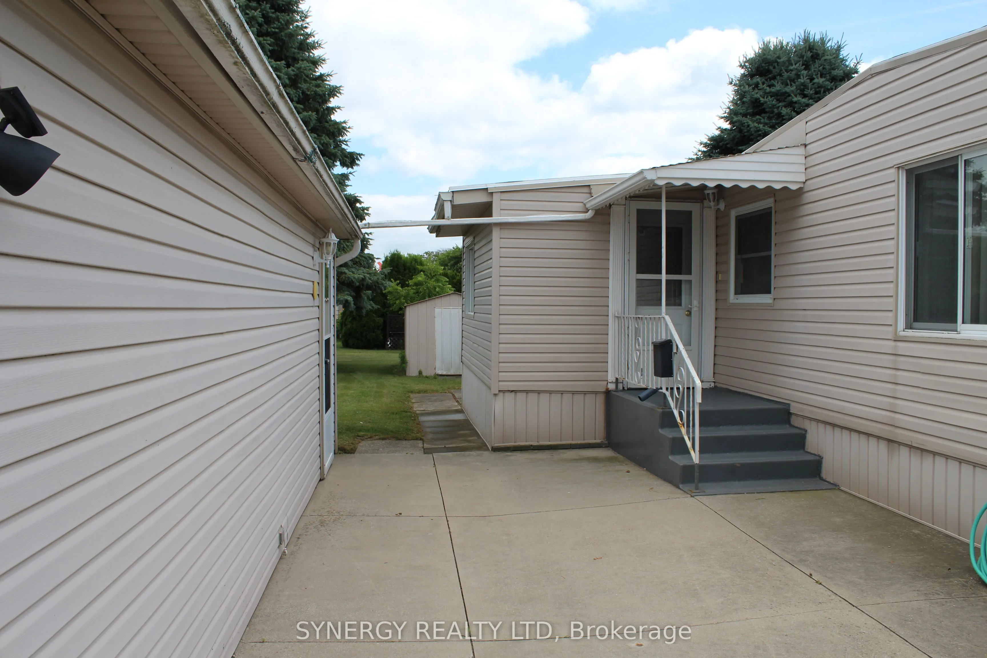 8 STEWART Street