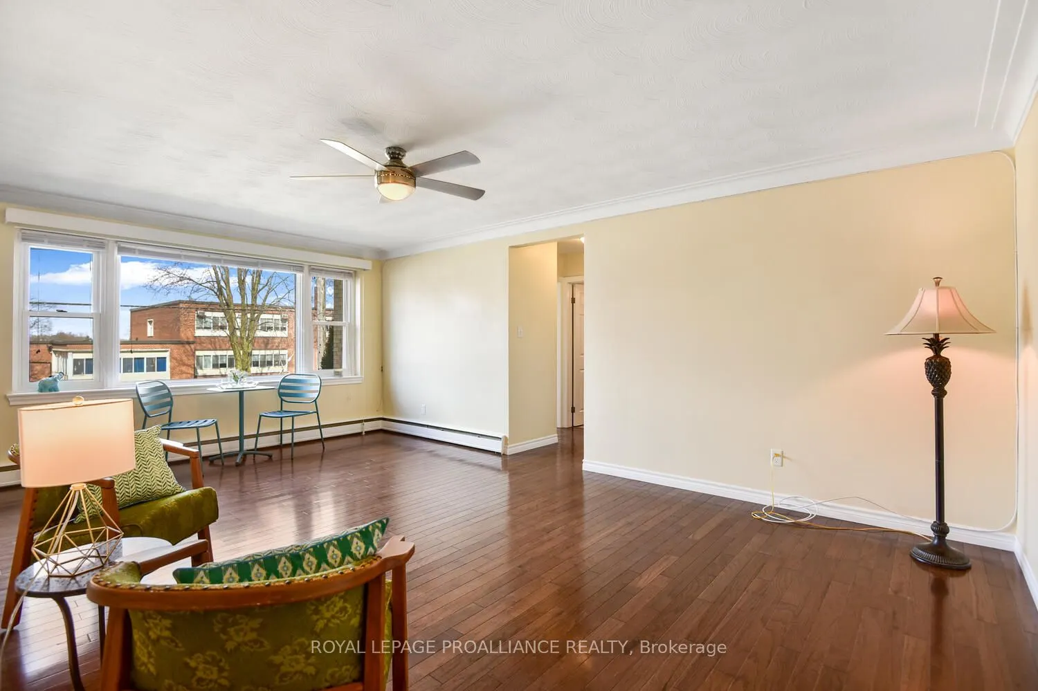 167 Pearl Street E, #11