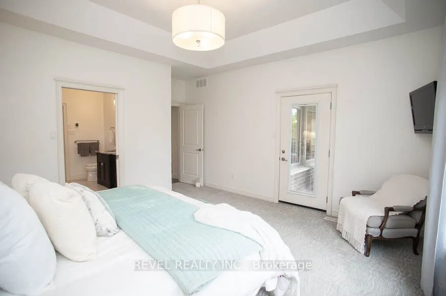 158 Willow Street, #6