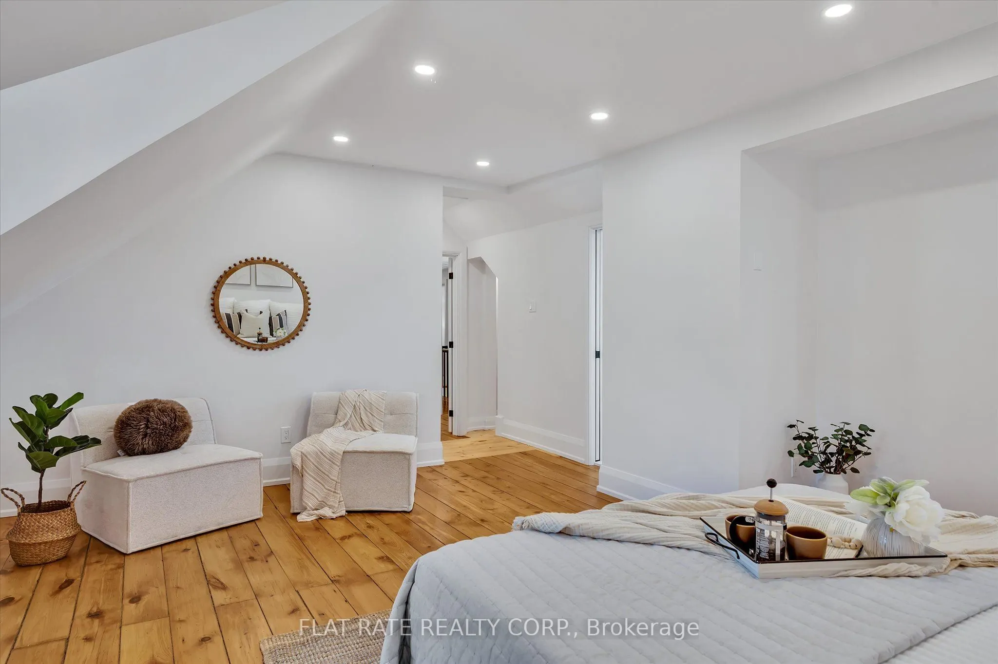 2284 LANCASTER Road