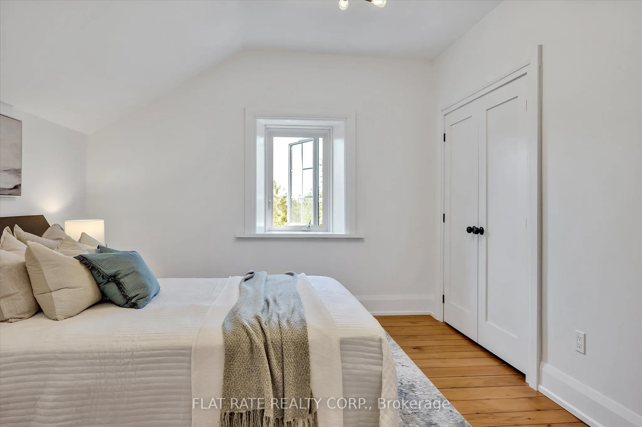 2284 LANCASTER Road