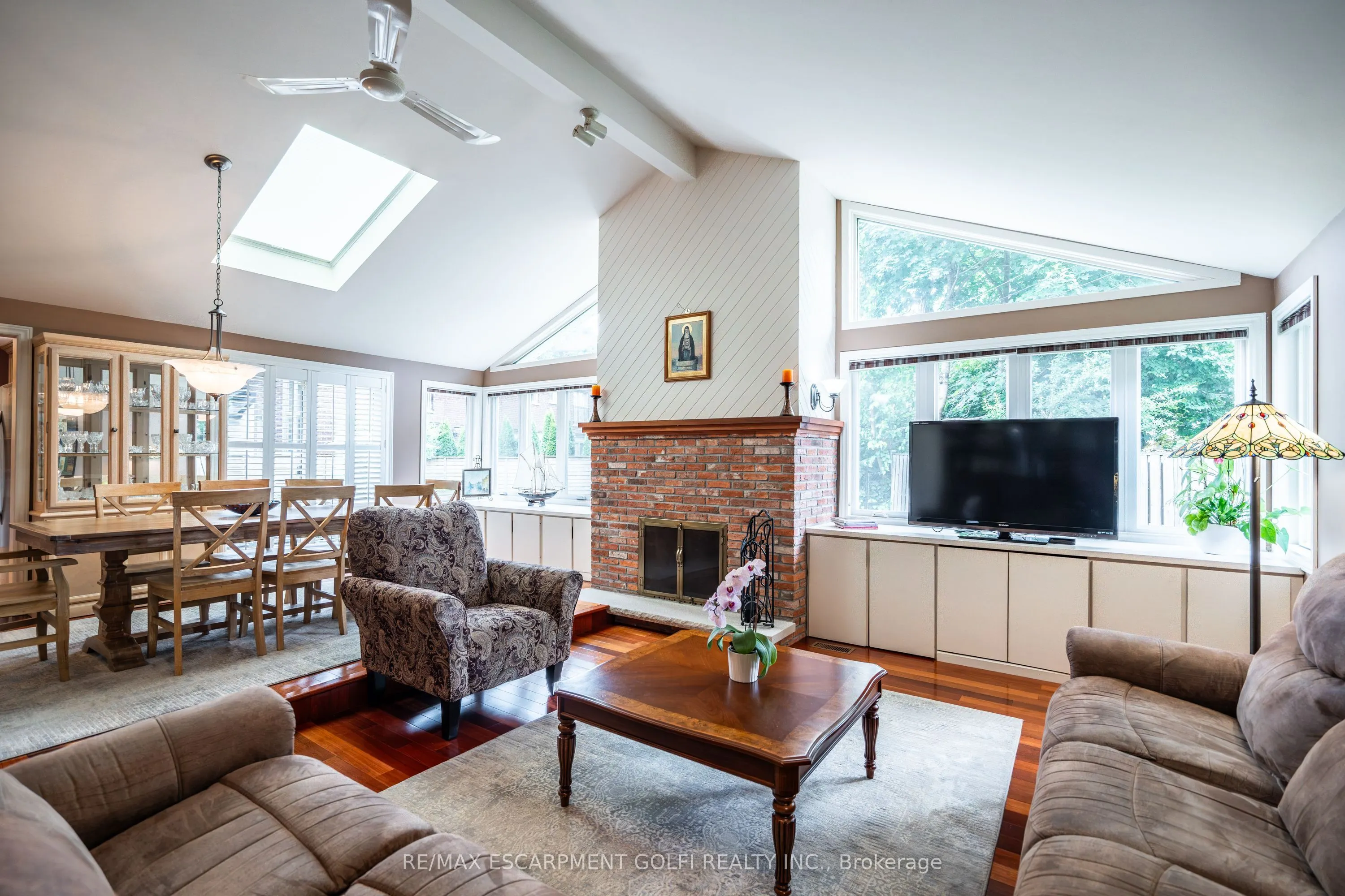 98 Hadley Drive