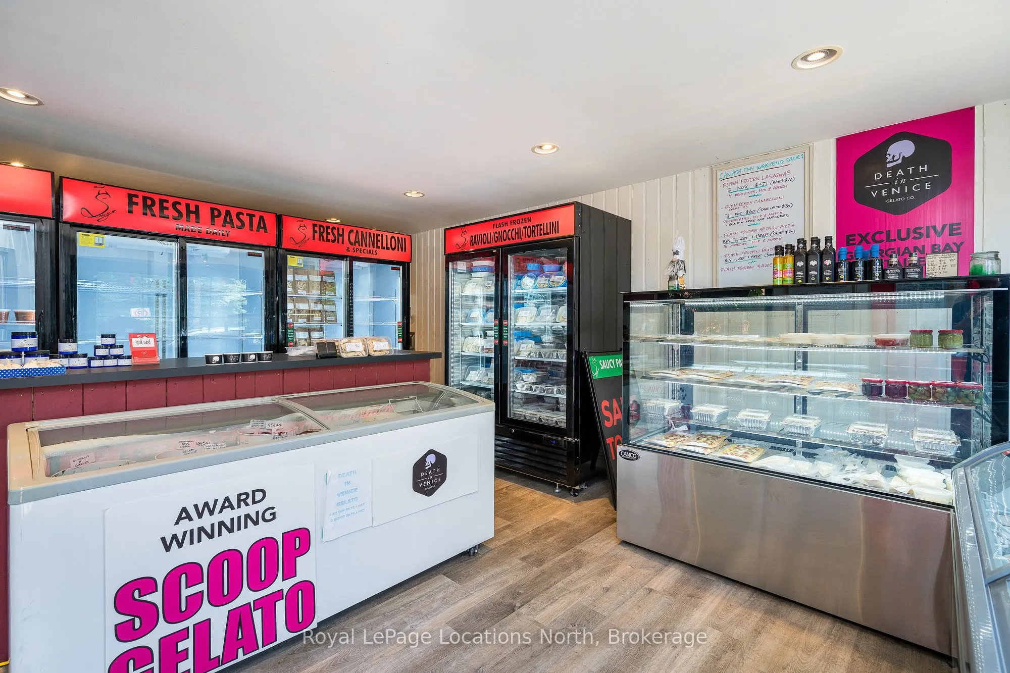 47A Bruce Street S