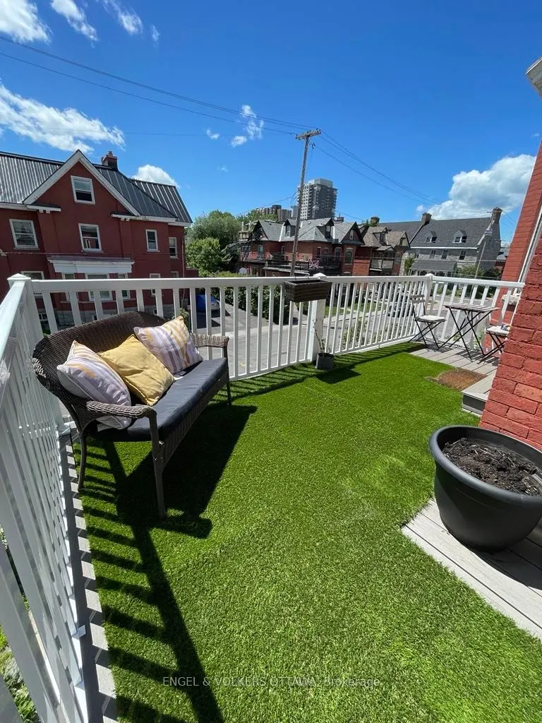 219 Cobourg Street