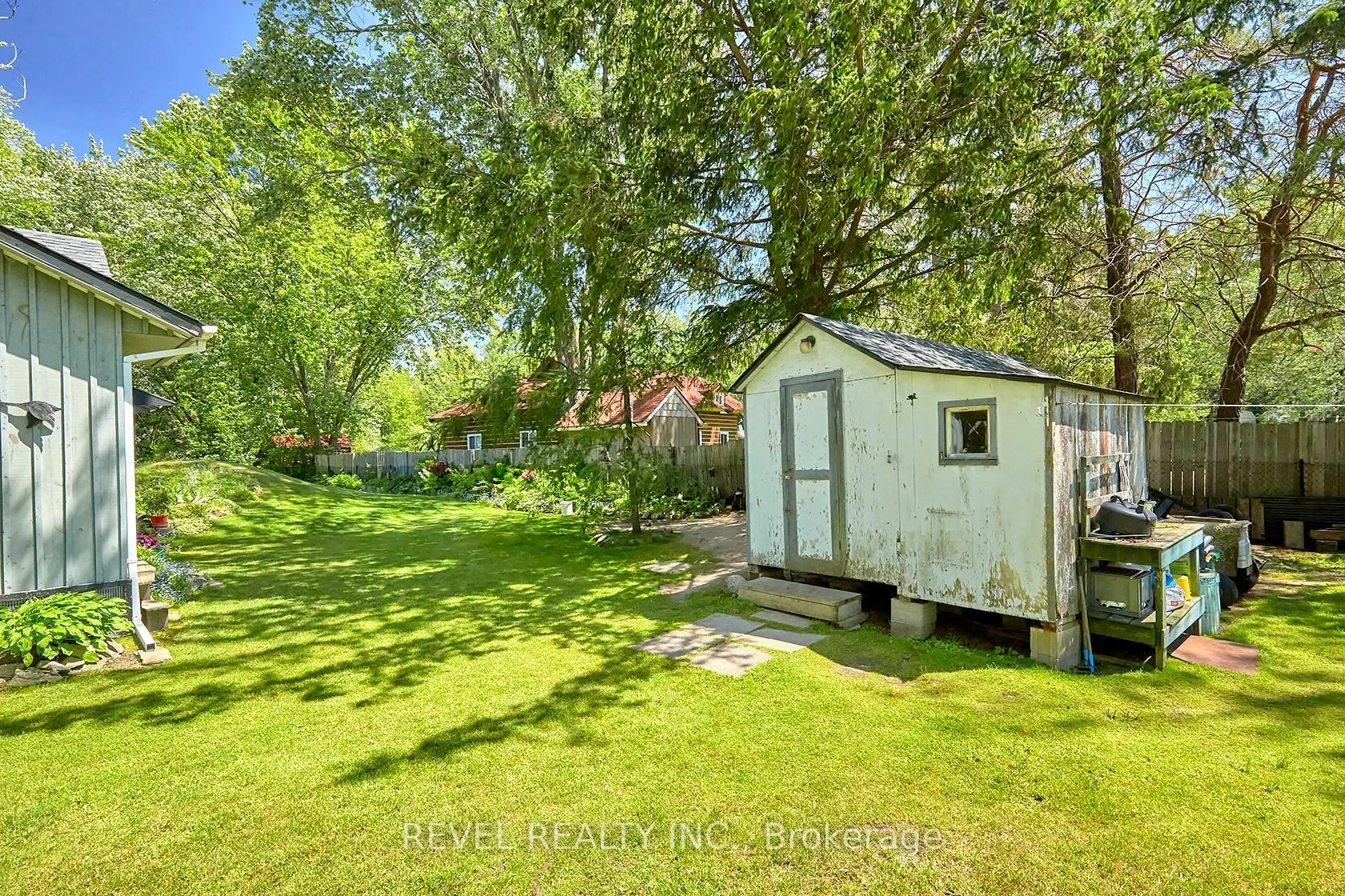 1017 Wonder Beach Road