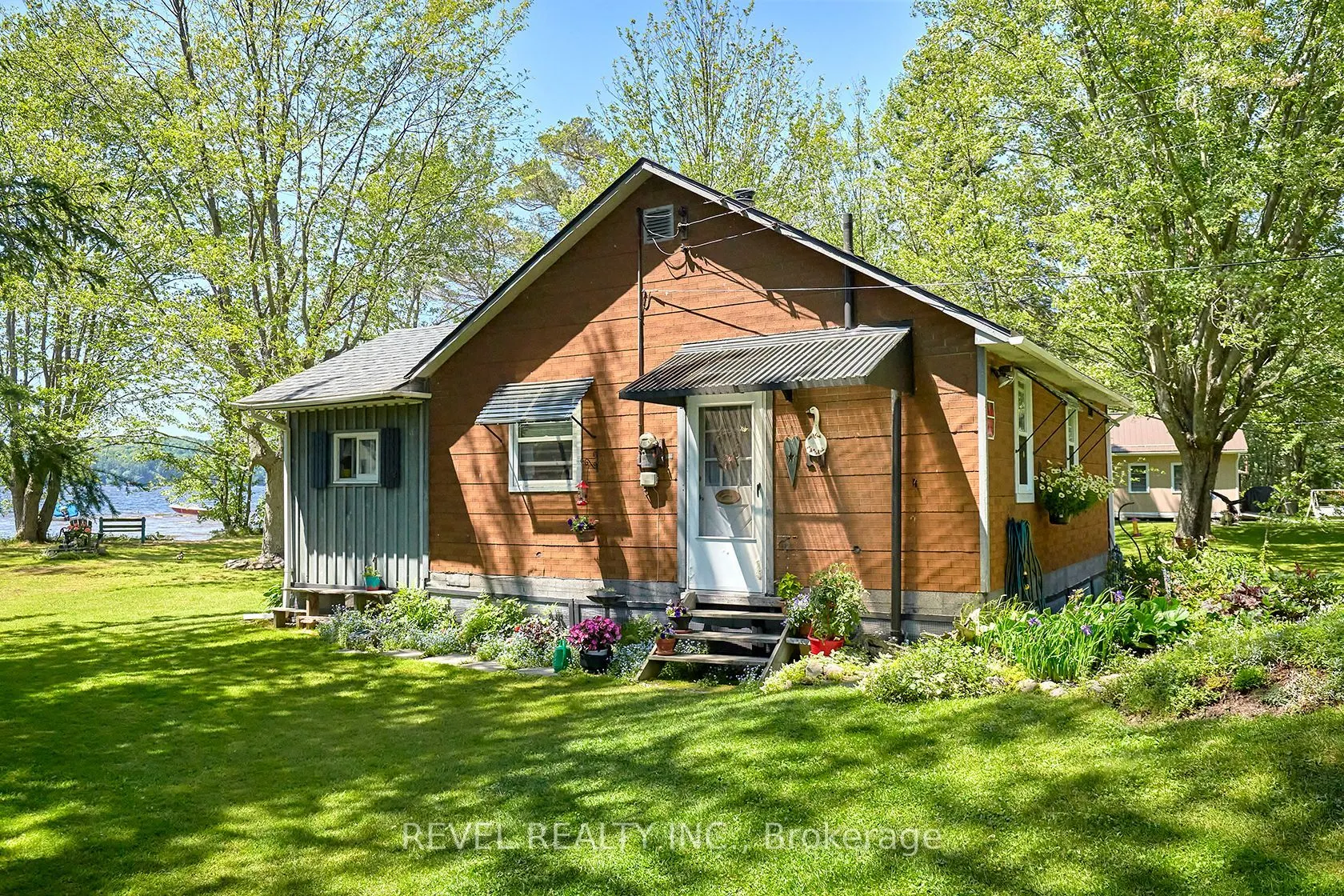 1017 Wonder Beach Road