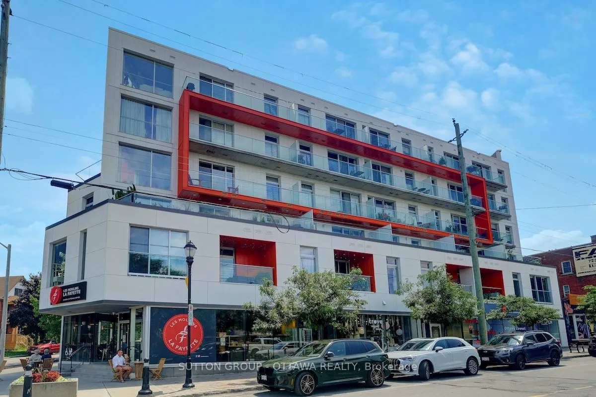 1000 Wellington Street W, #308