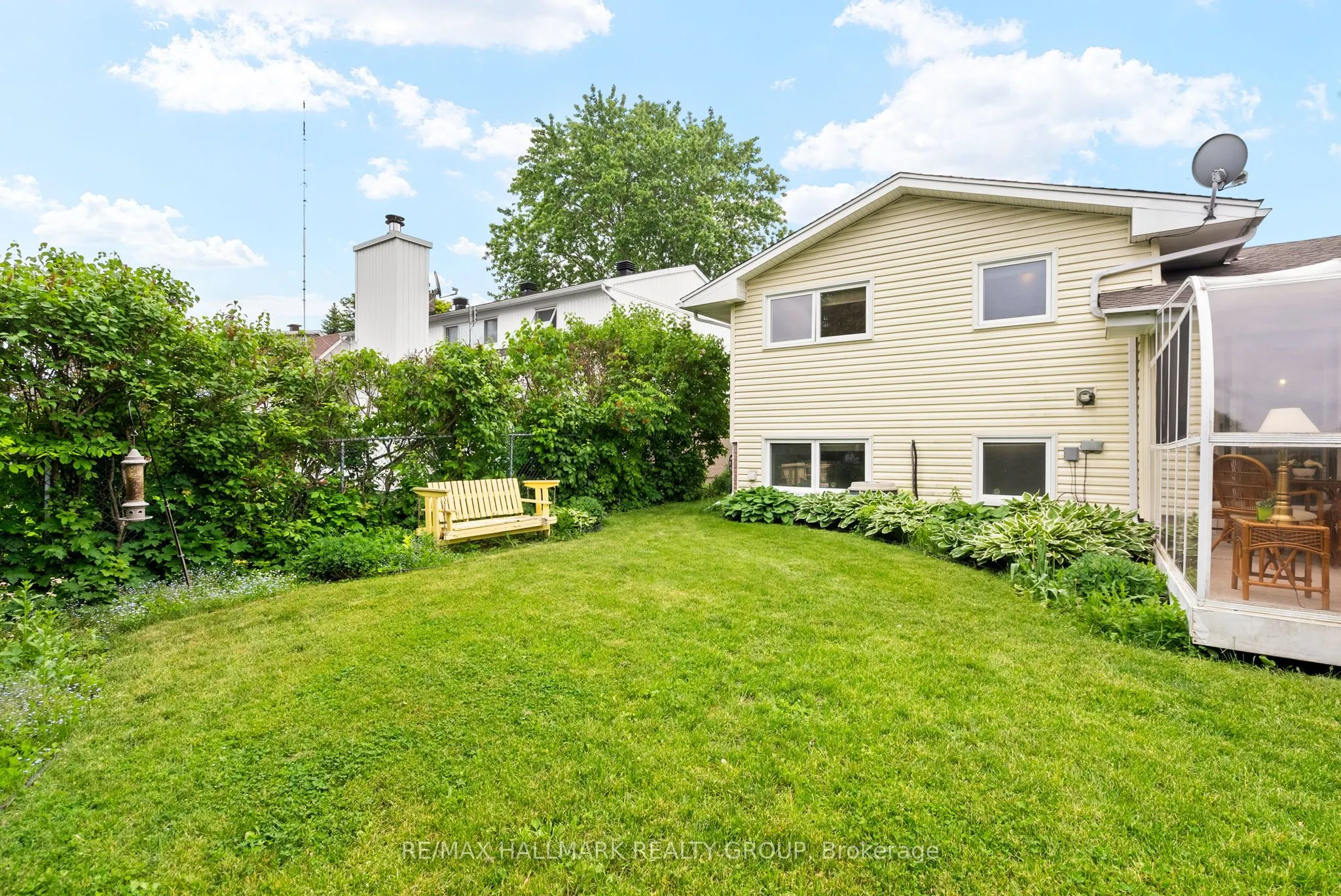 2143 Hubbard Crescent